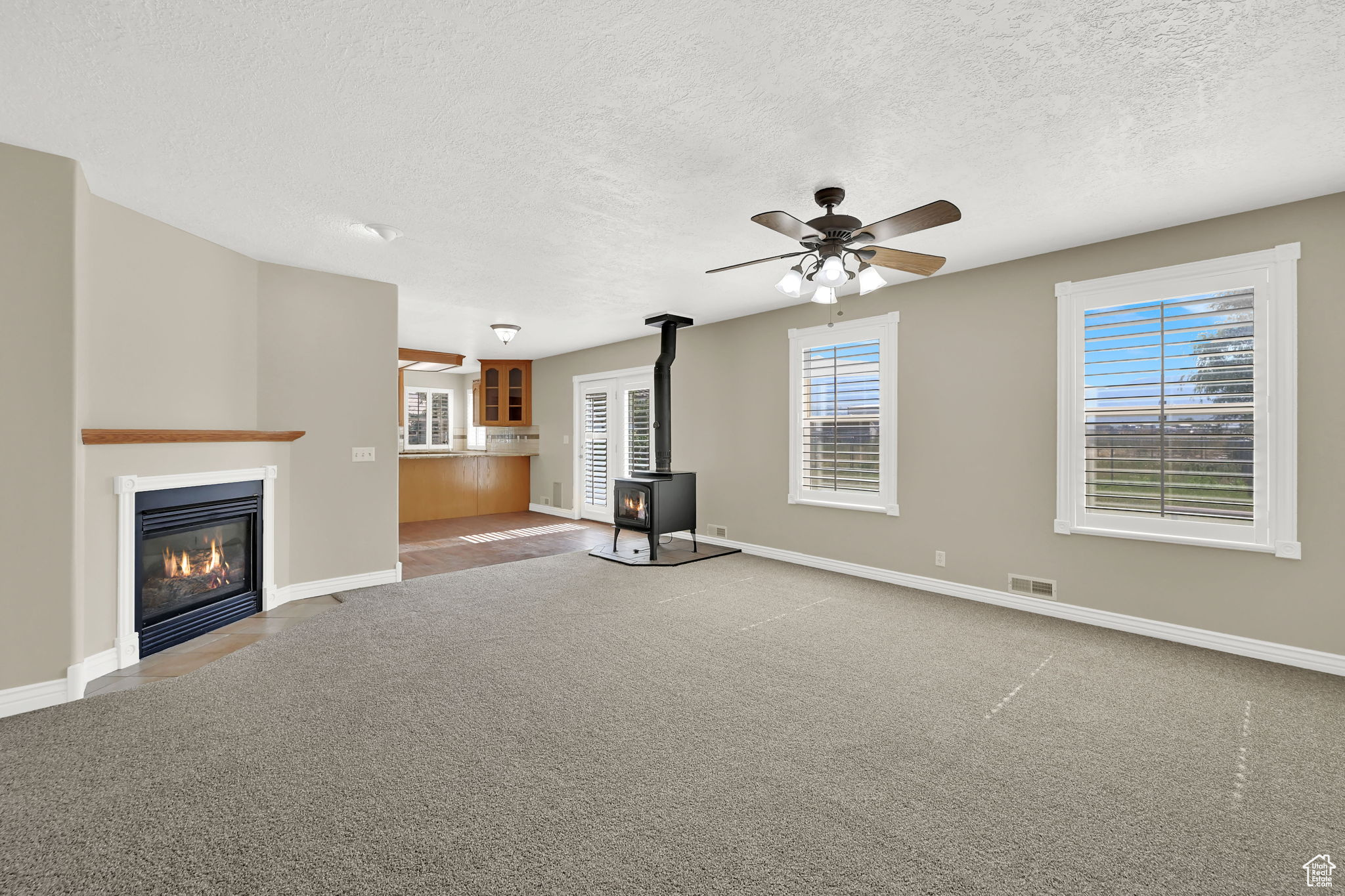 Farr West, Utah, 84404, United States, 4 Bedrooms Bedrooms, ,3 BathroomsBathrooms,Residential,For Sale,1891966