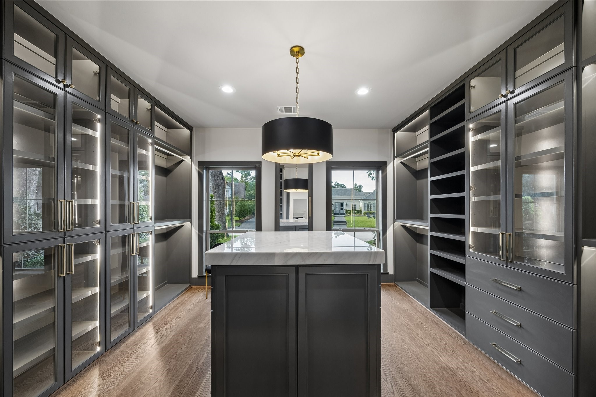  620 Stoneleigh Drive - 物件實景