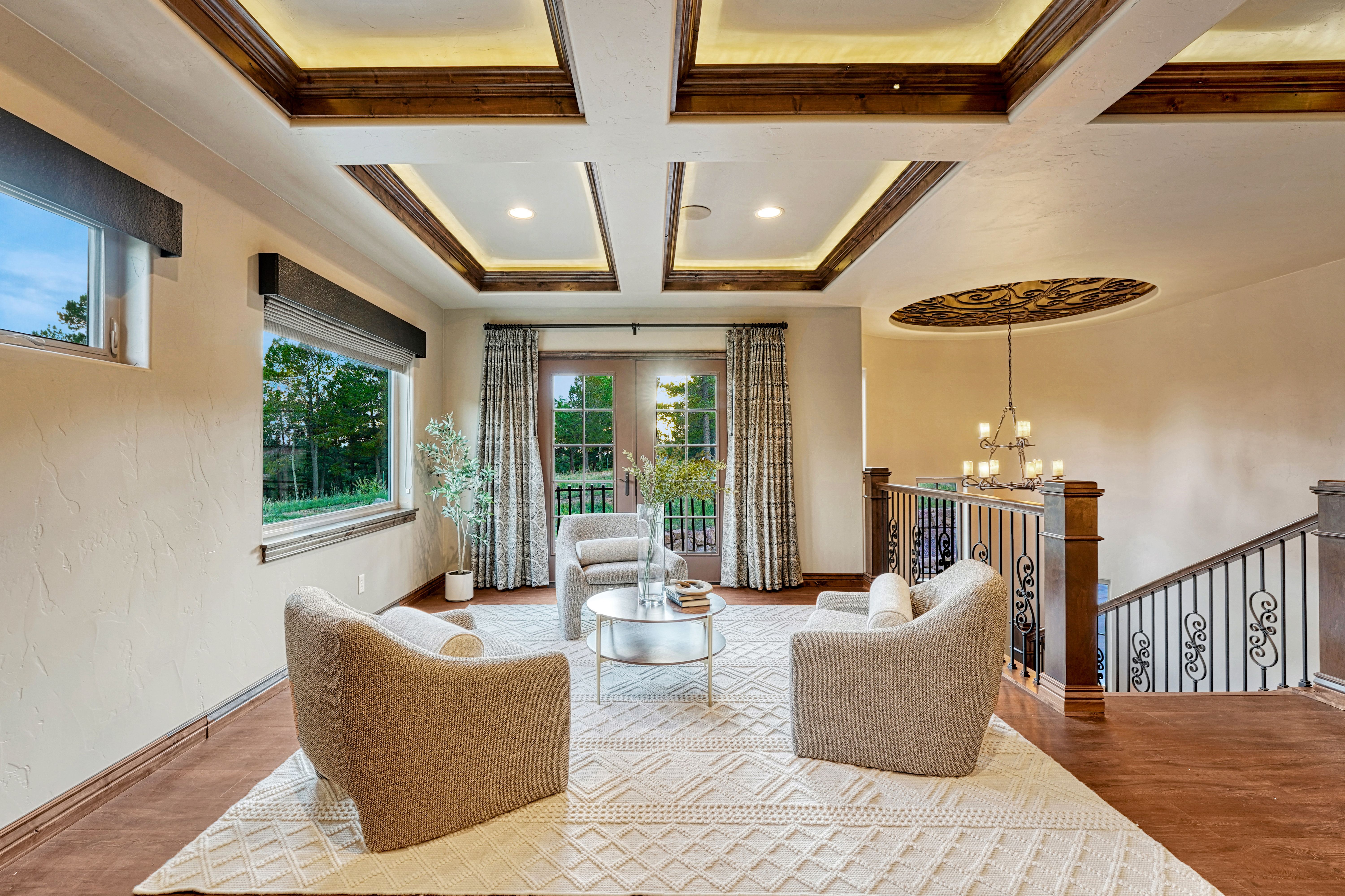  Luxury Retreat on 35 Acres - 物件實景