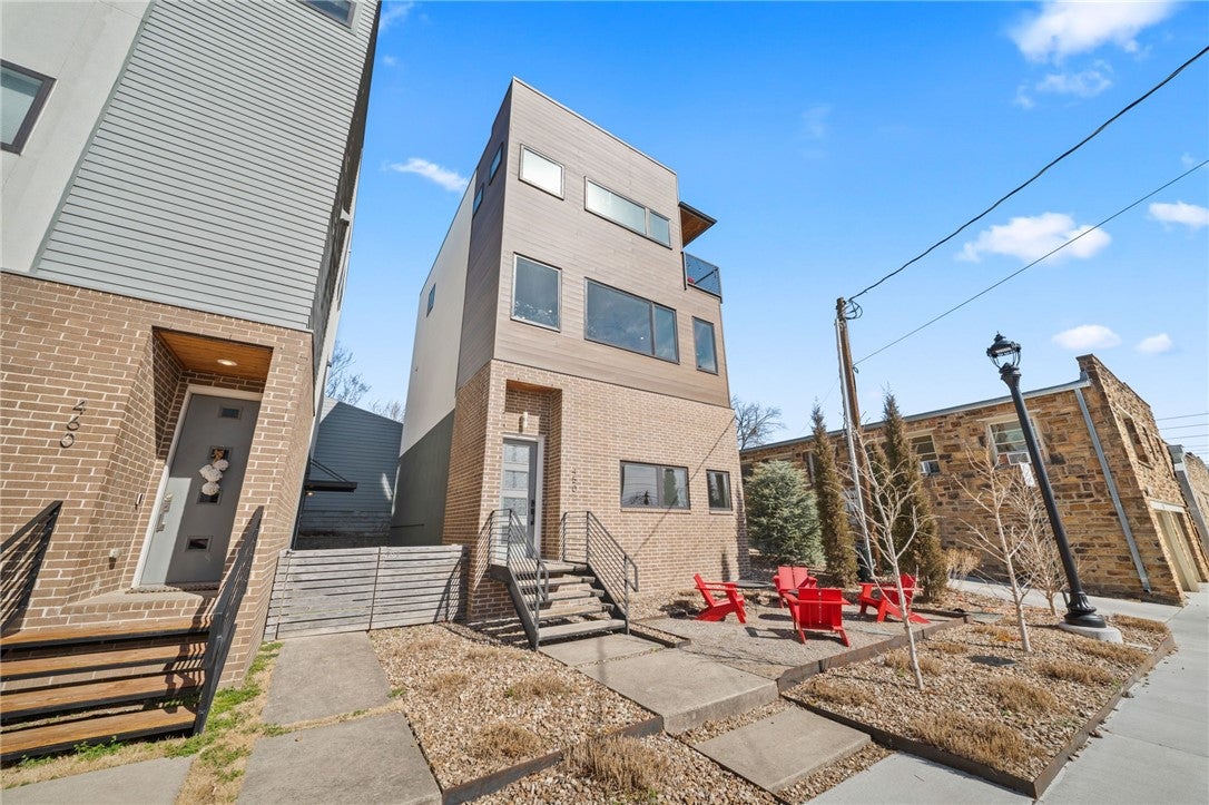 Prairie St, Fayetteville, AR 72701 #1