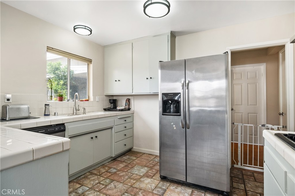 Arcadia, California, 91007, United States, 3 Bedrooms Bedrooms, ,2 BathroomsBathrooms,Residential,For Sale,1847650