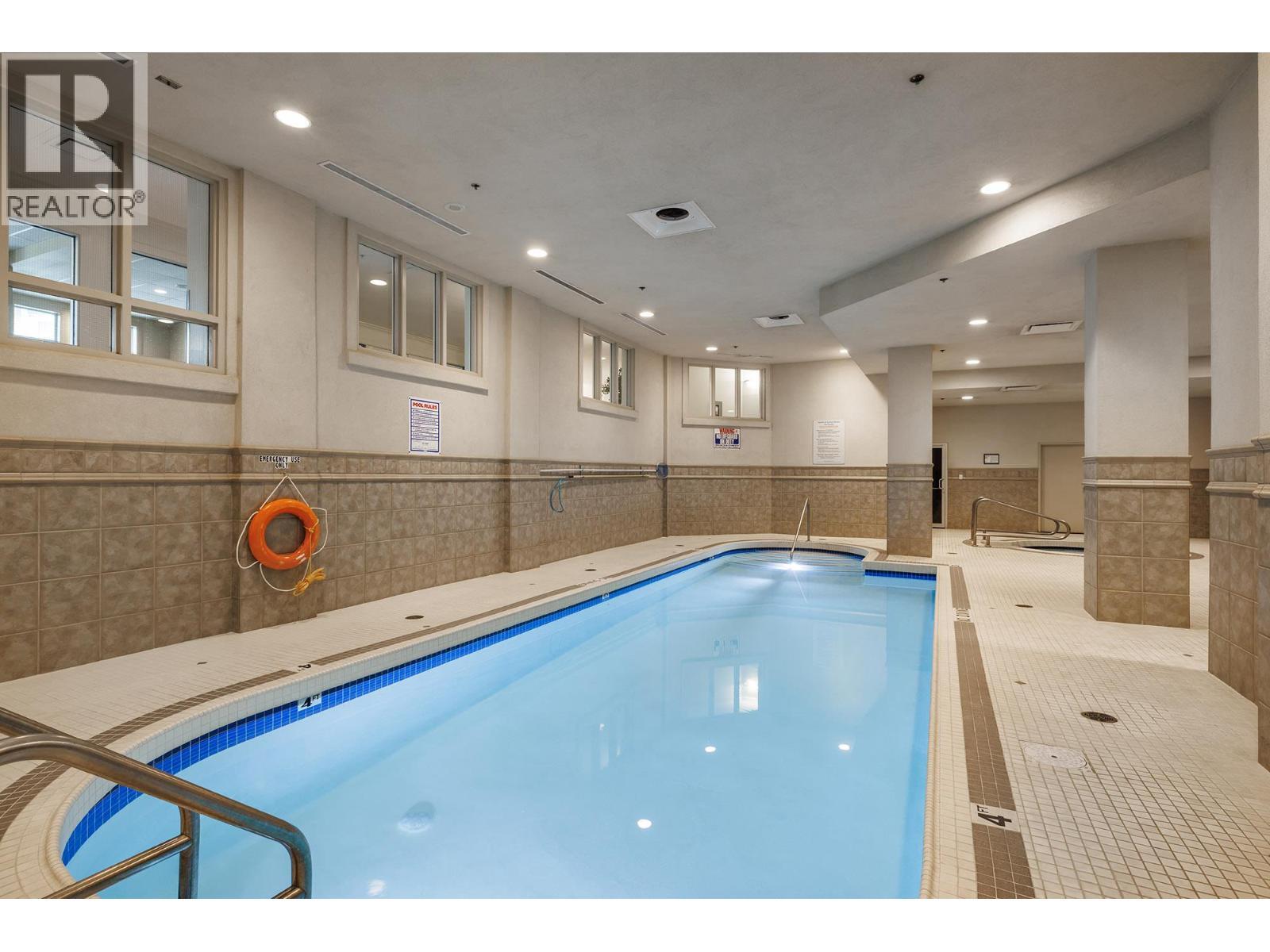 KELOWNA, British Columbia, V1Y 9W1, CA, 2 Bedrooms Bedrooms, ,2 BathroomsBathrooms,Residential,For Sale,1961456