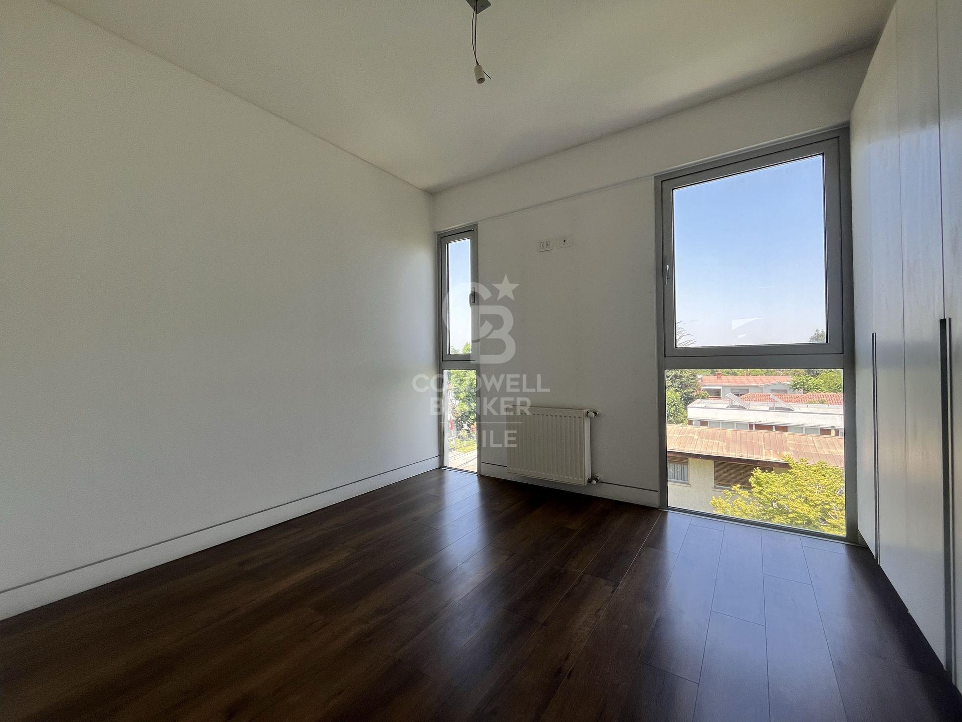 Providencia, Chile, 4 Bedrooms Bedrooms, ,3 BathroomsBathrooms,Residential,For Sale,1804646