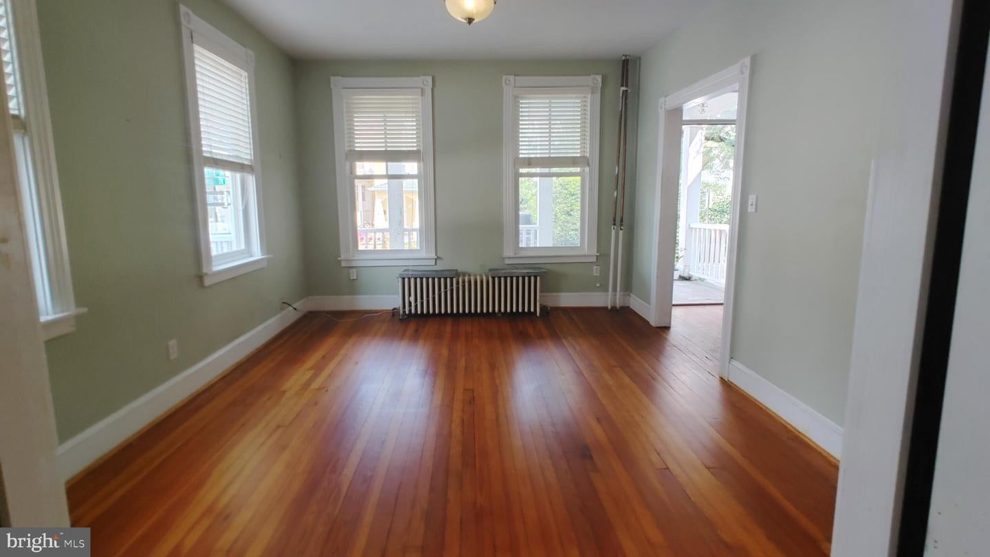 Annapolis, Maryland, 214010, United States, 3 Bedrooms Bedrooms, ,Residential,For Sale,1974284