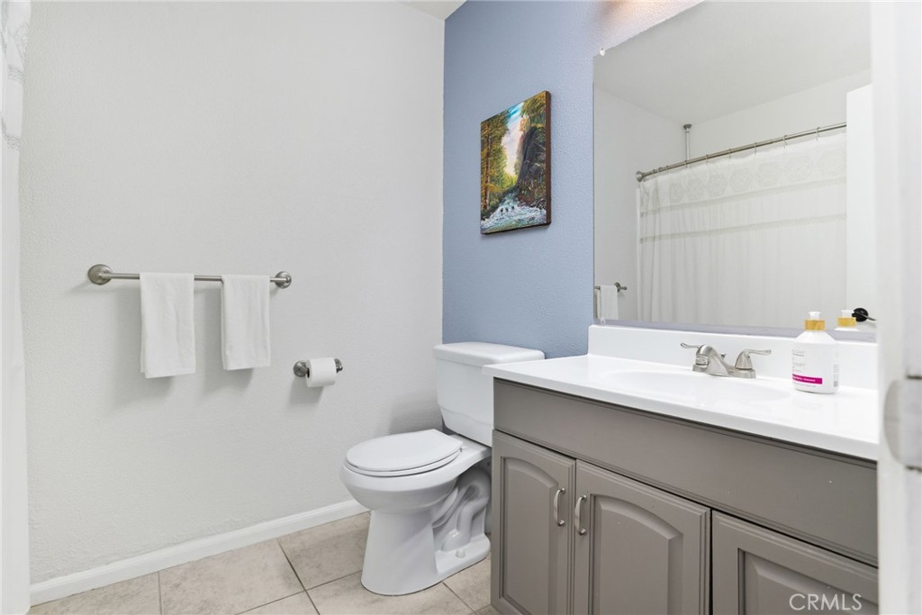 Fontana, California, 92336, United States, 4 Bedrooms Bedrooms, ,1 BathroomBathrooms,Residential,For Sale,2008784