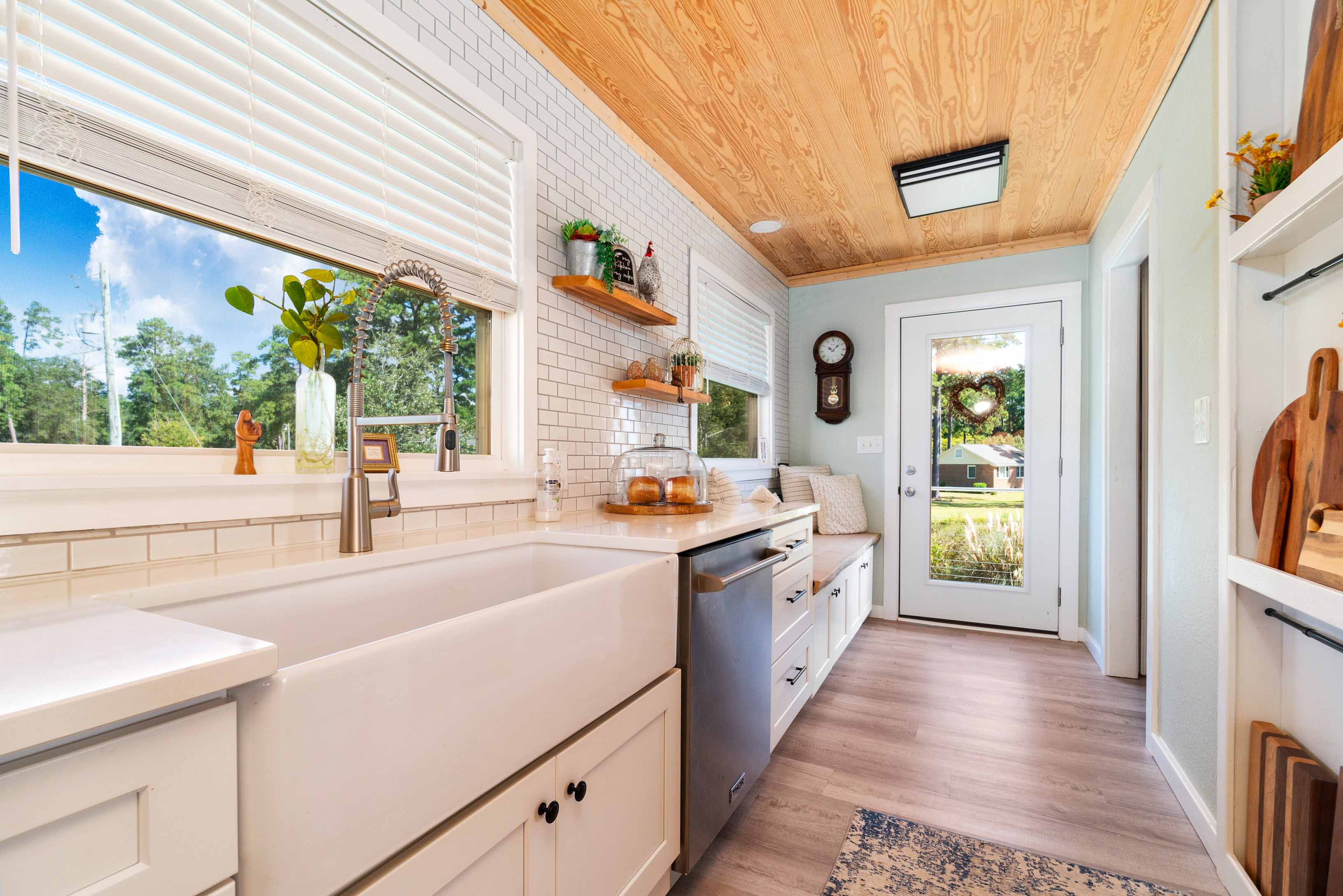 Aurora, North Carolina, 27806, United States, 3 Bedrooms Bedrooms, ,2 BathroomsBathrooms,Residential,For Sale,1973903