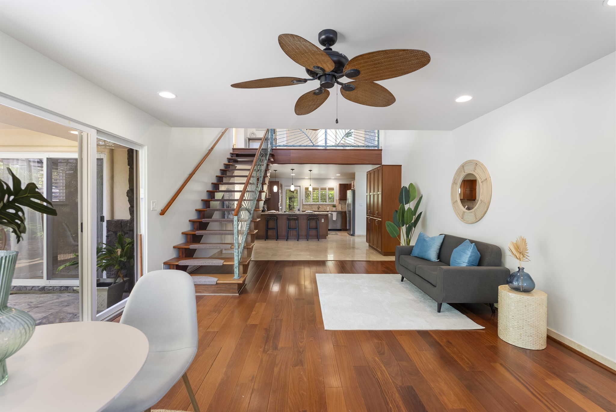 Kailua, Hawaii, 96734, United States, 6 Bedrooms Bedrooms, ,4 BathroomsBathrooms,Residential,For Sale,1981977