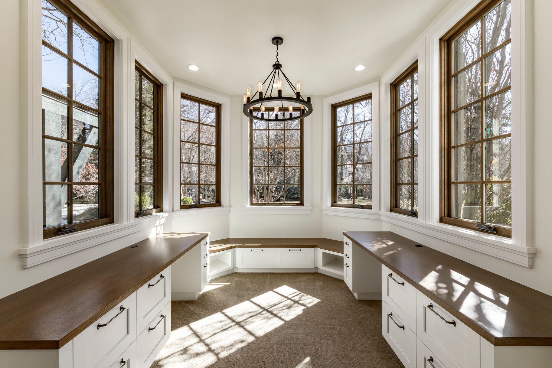  Stunning Tudor Estate in Premier Walker Lane Neighborhood - 物件實景