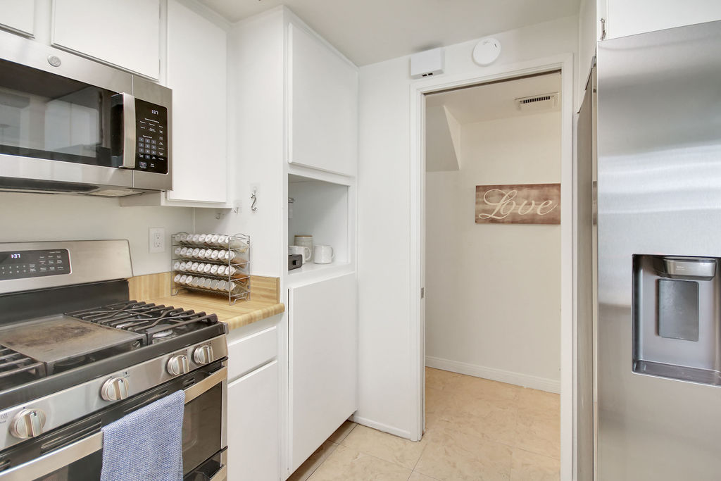 Brea, California, 92821, United States, 3 Bedrooms Bedrooms, ,3 BathroomsBathrooms,Residential,For Sale,1872081