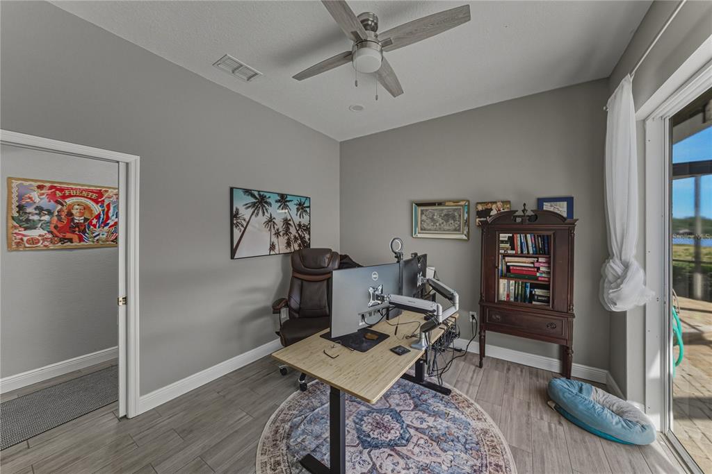 Plant City, Florida, 33566, United States, 4 Bedrooms Bedrooms, ,3 BathroomsBathrooms,Residential,For Sale,1996052