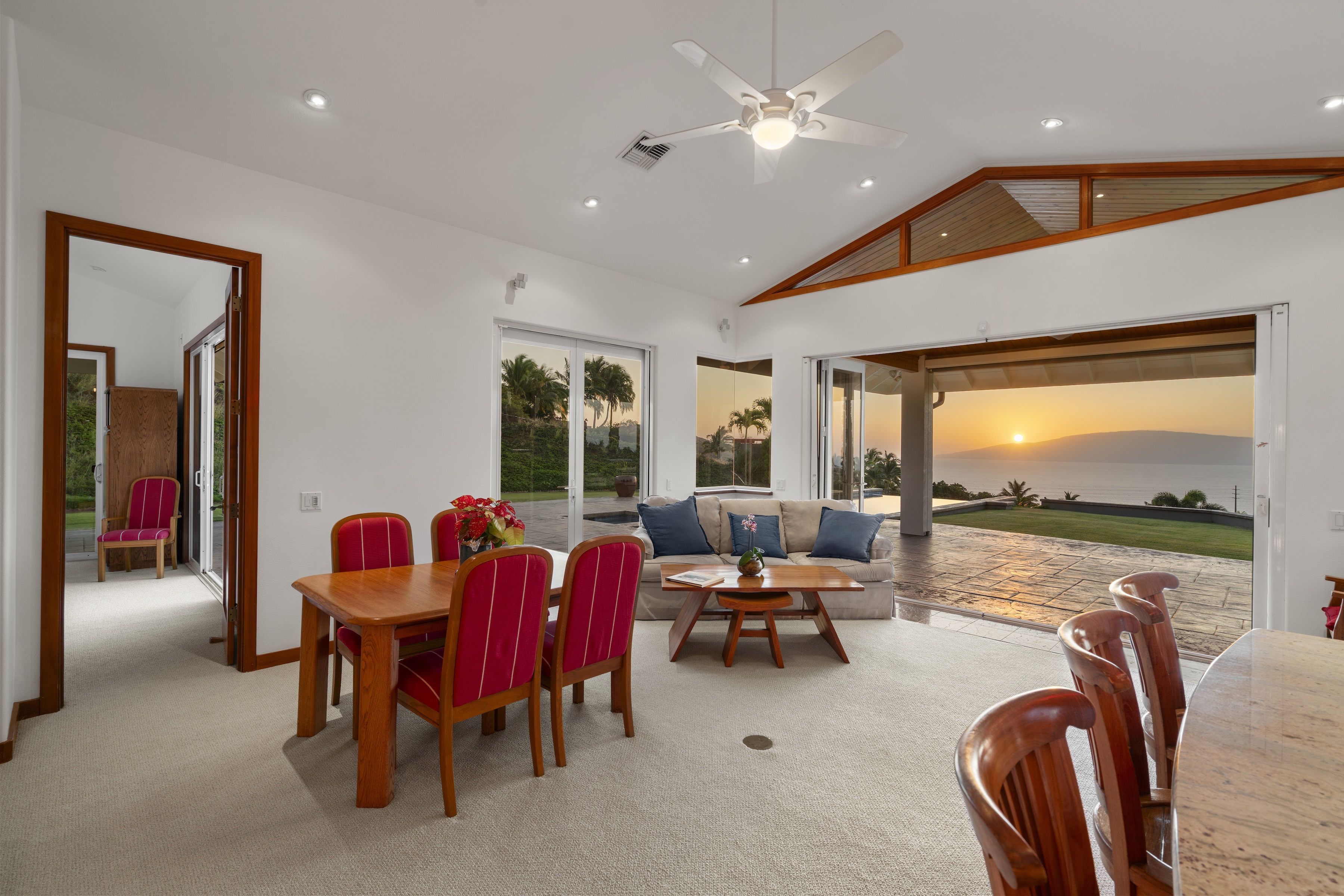  Architect-Designed Launiupoko Hideaway with Sweeping Ocean Views - 物件實景