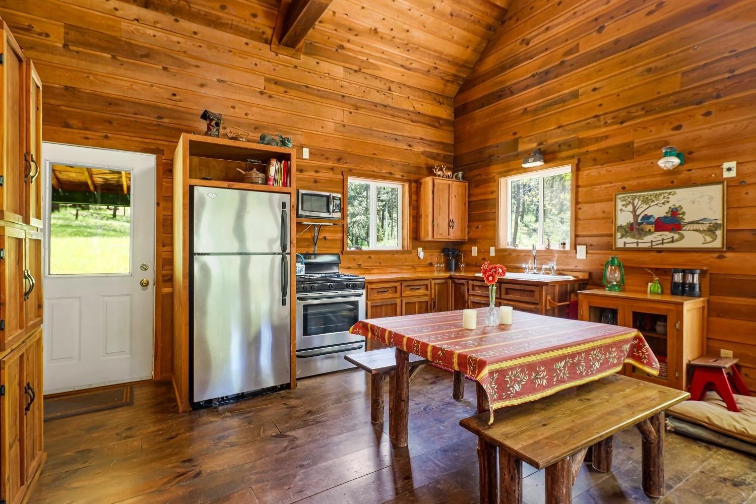 Mountain Ranch, California, 95246, United States, 1 Bedroom Bedrooms, ,1 BathroomBathrooms,Residential,For Sale,1921601