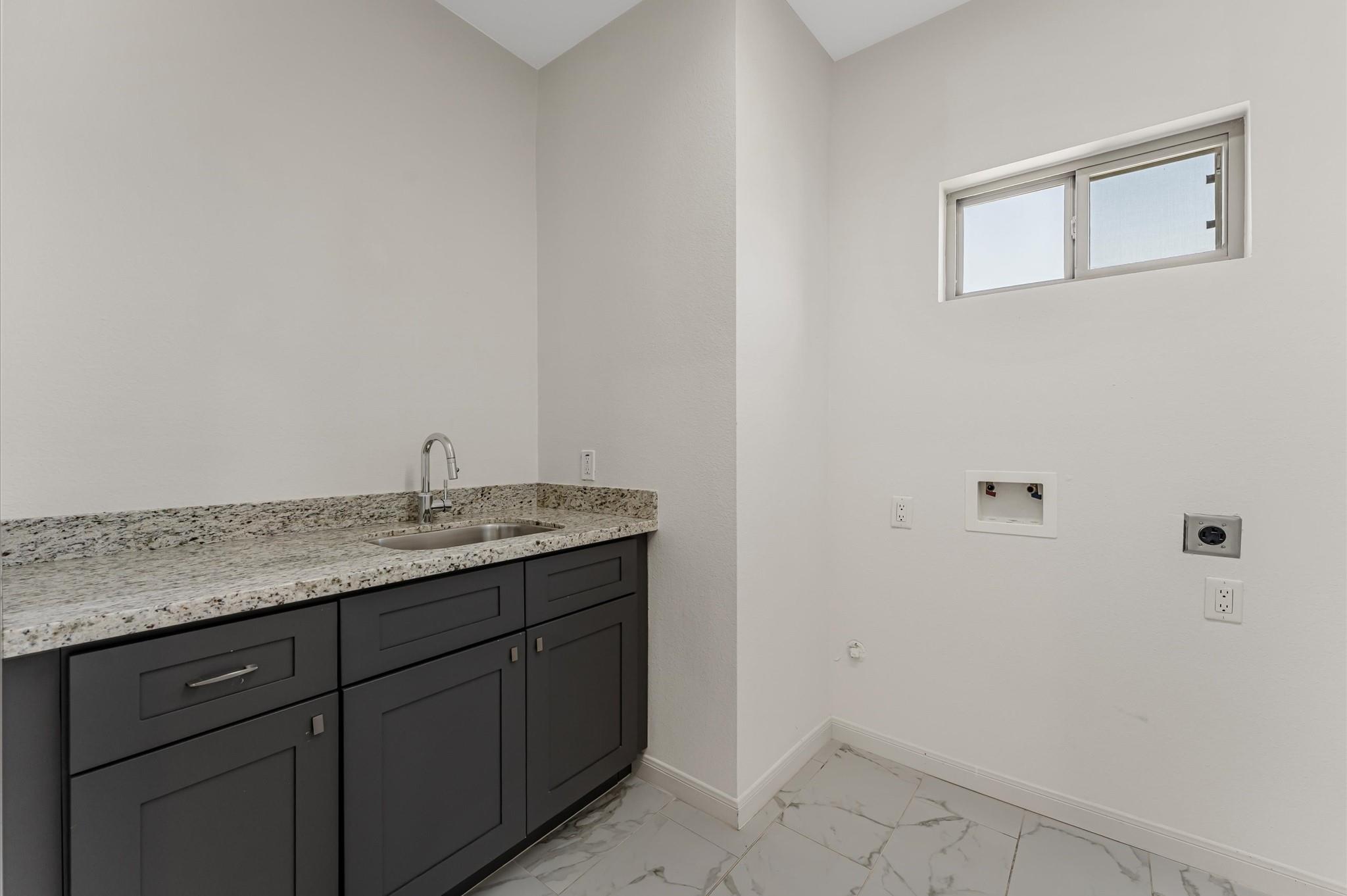 Richmond, Texas, 77407, United States, 5 Bedrooms Bedrooms, ,5 BathroomsBathrooms,Residential,For Sale,1937061