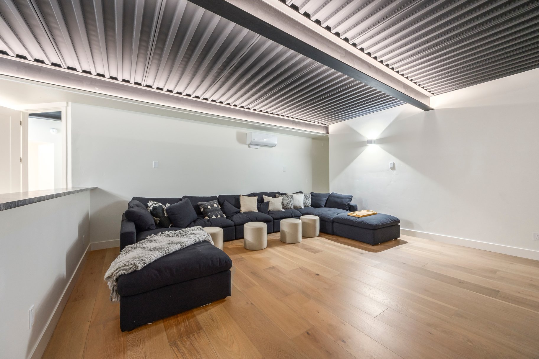  New Build Mountain Modern Home with Expansive Views - 物件實景