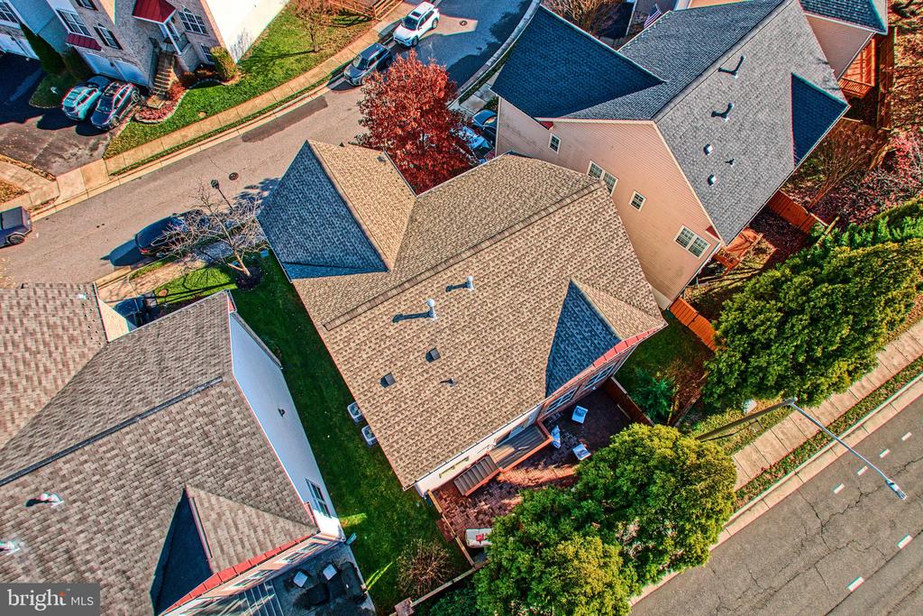 Lorton, Virginia, 22079, United States, 5 Bedrooms Bedrooms, ,4 BathroomsBathrooms,Residential,For Sale,2001485