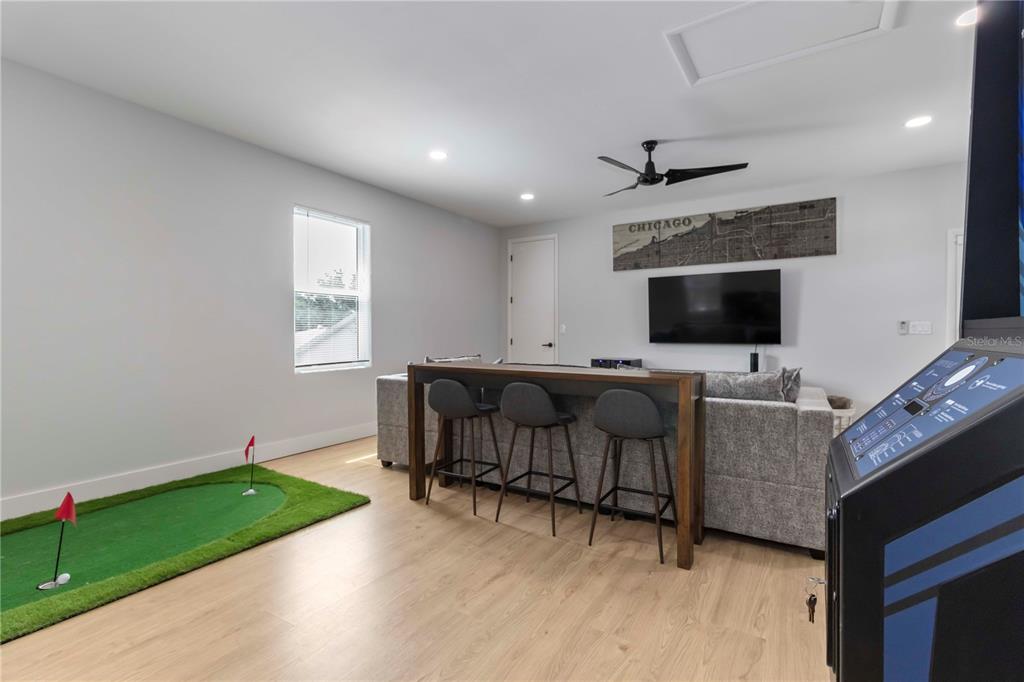 St Petersburg, Florida, 33713, United States, 3 Bedrooms Bedrooms, ,3 BathroomsBathrooms,Residential,For Sale,1898616