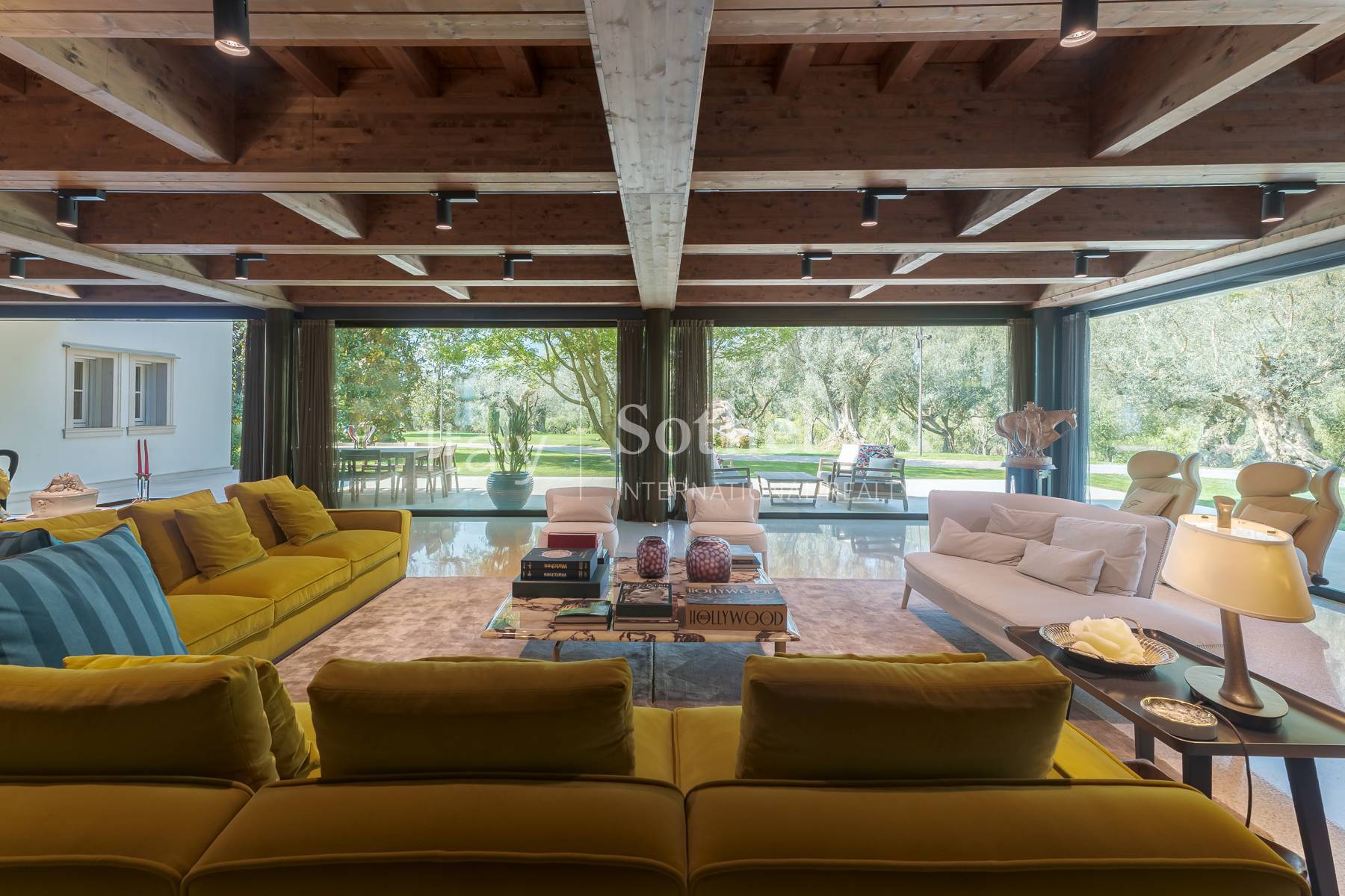  Villa Miravalle: A Historic Residence Between Lake and Mountains - 物件實景