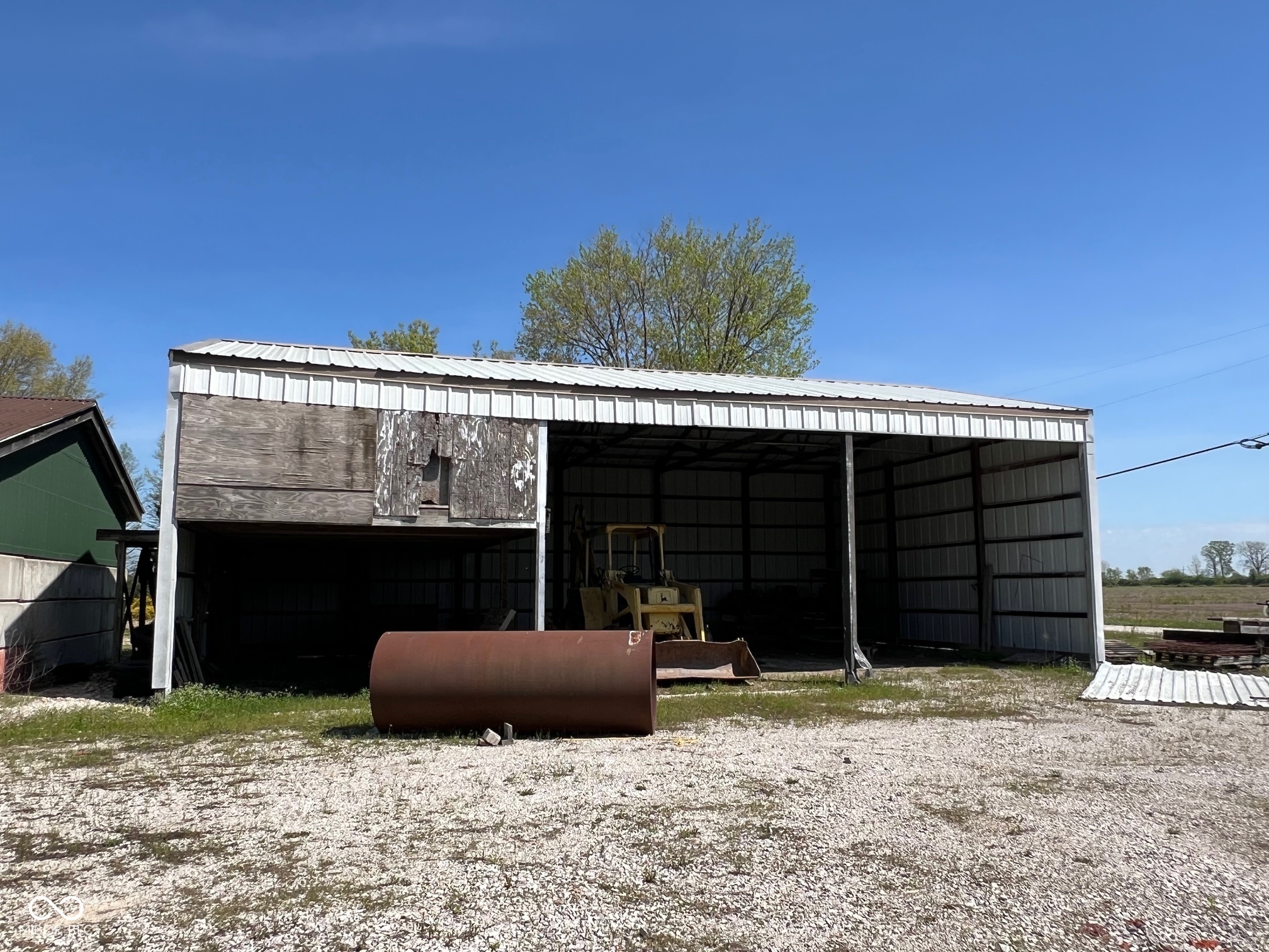 Farmersburg, Indiana, 47850, United States, 3 Bedrooms Bedrooms, ,2 BathroomsBathrooms,Residential,For Sale,1915515