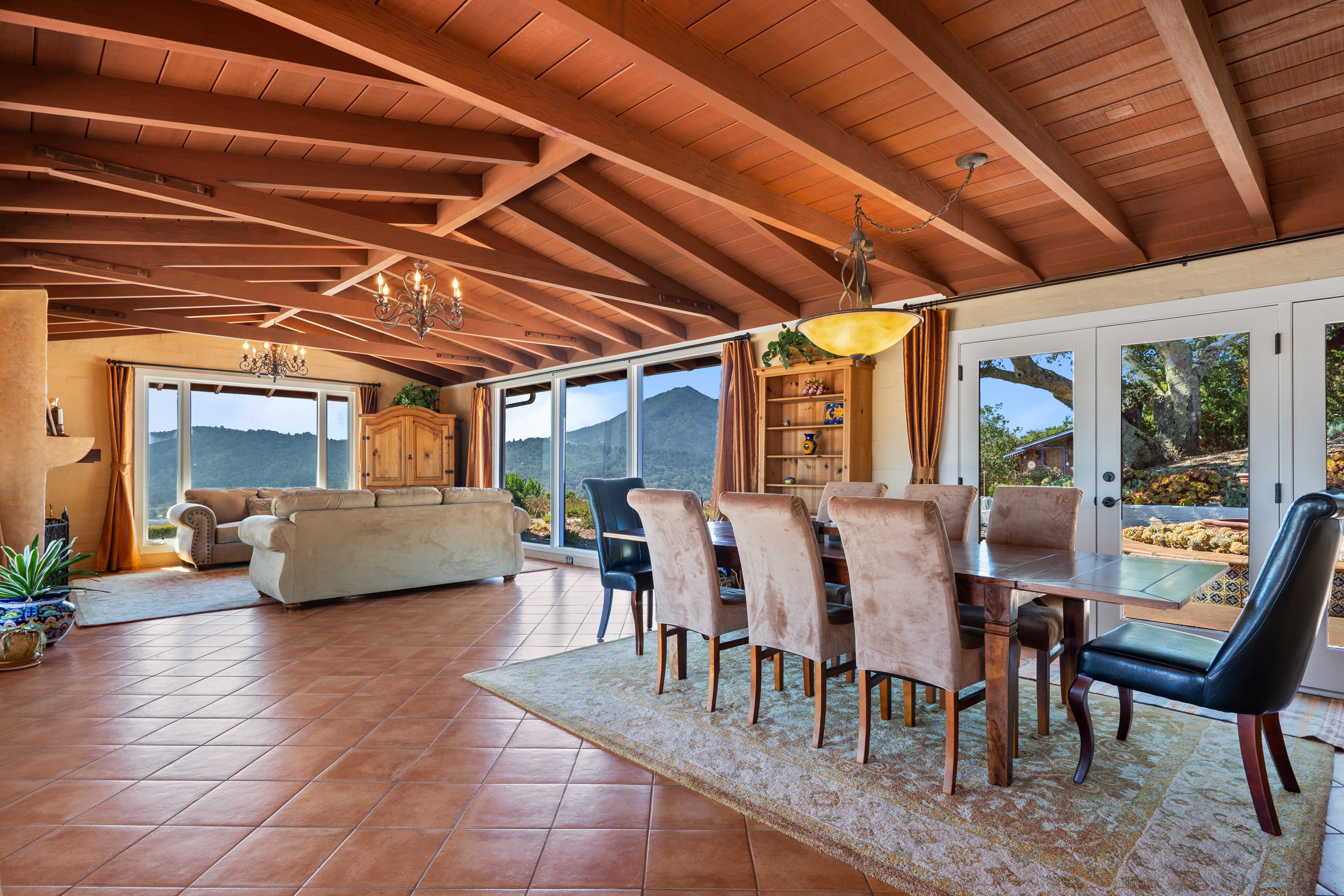  Artisan Hacienda-Style Home with Sweeping Bay to Tam Views - 物件實景