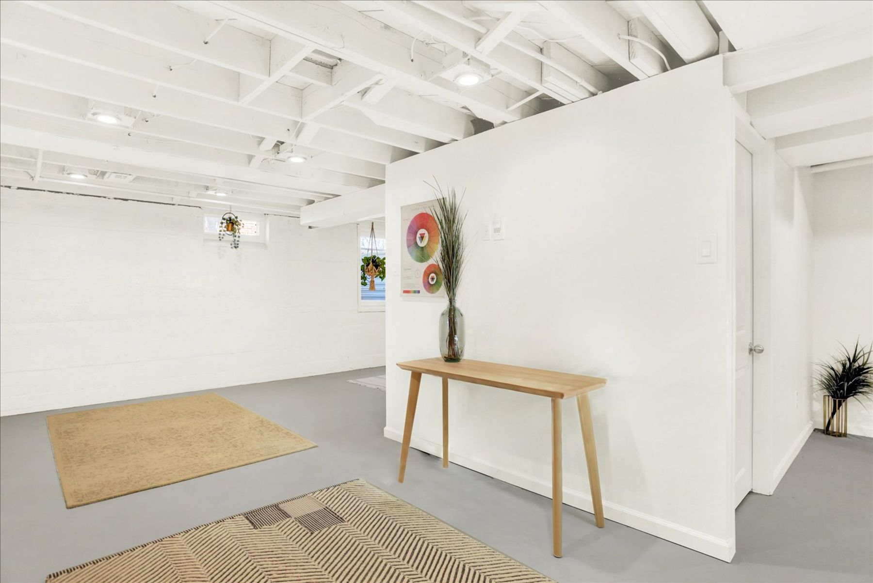  Athmar Park Gem: Newly Remodeled 3-Bed with Basement, Yard & Oversized Garage - 物件實景