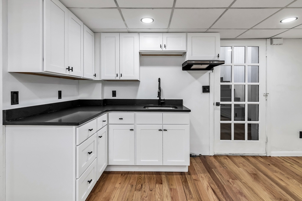 Methuen, Massachusetts, 01844, United States, 4 Bedrooms Bedrooms, ,3 BathroomsBathrooms,Residential,For Sale,1978164