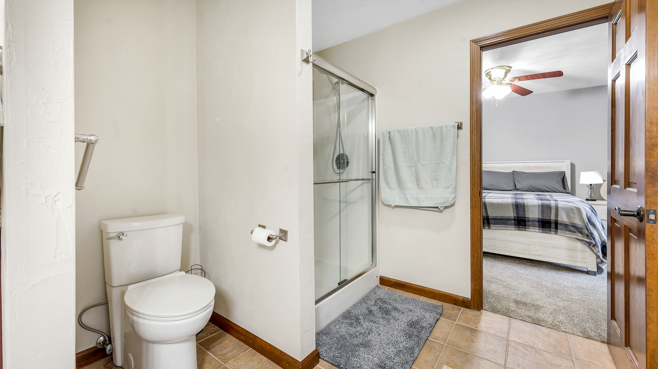 Waterloo, Illinois, 62298, United States, 3 Bedrooms Bedrooms, ,3 BathroomsBathrooms,Residential,For Sale,1986147