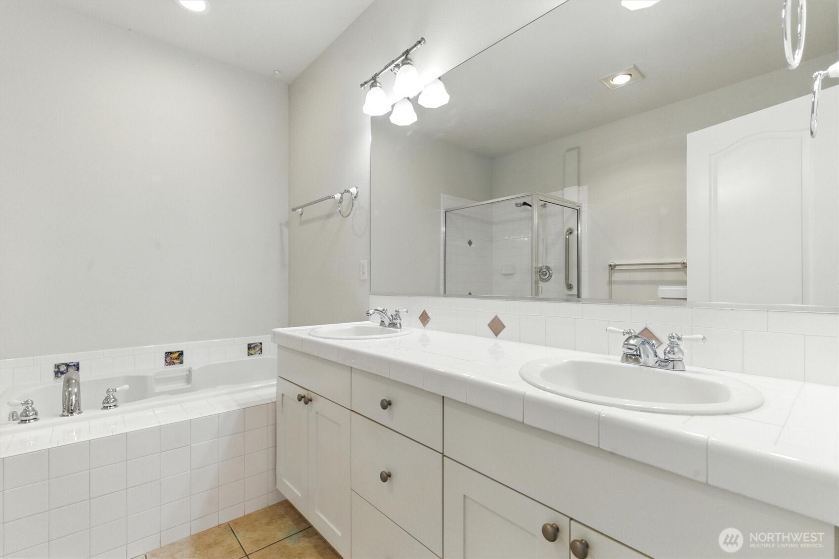 Poulsbo, Washington, 98370, United States, 3 Bedrooms Bedrooms, ,3 BathroomsBathrooms,Residential,For Sale,1898293