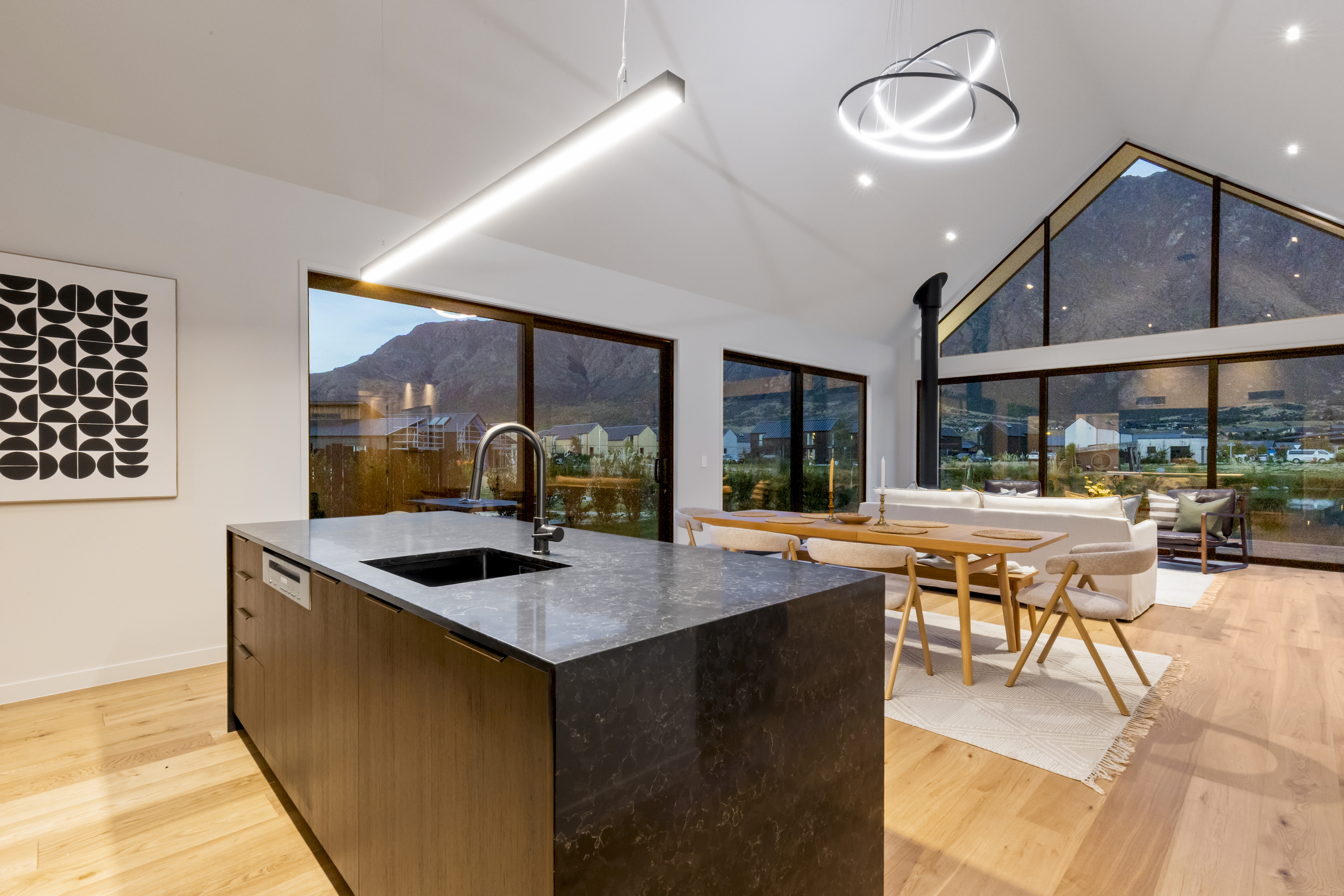  Luxury Waterfront Living in Jack’s Point - 物件實景