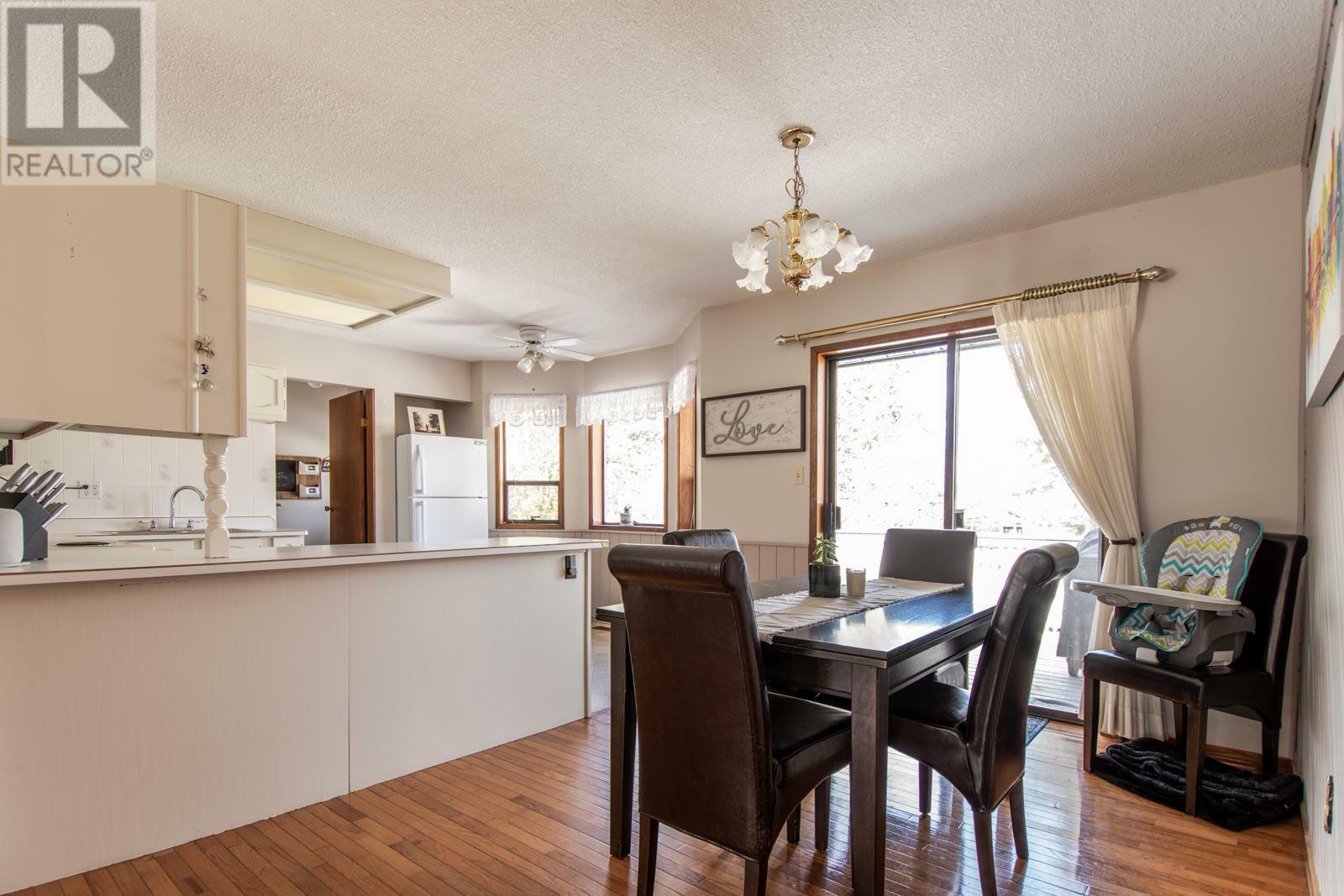 SPALLUMCHEEN, British Columbia, V4Y 0S8, CA, 6 Bedrooms Bedrooms, ,2 BathroomsBathrooms,Residential,For Sale,1838757