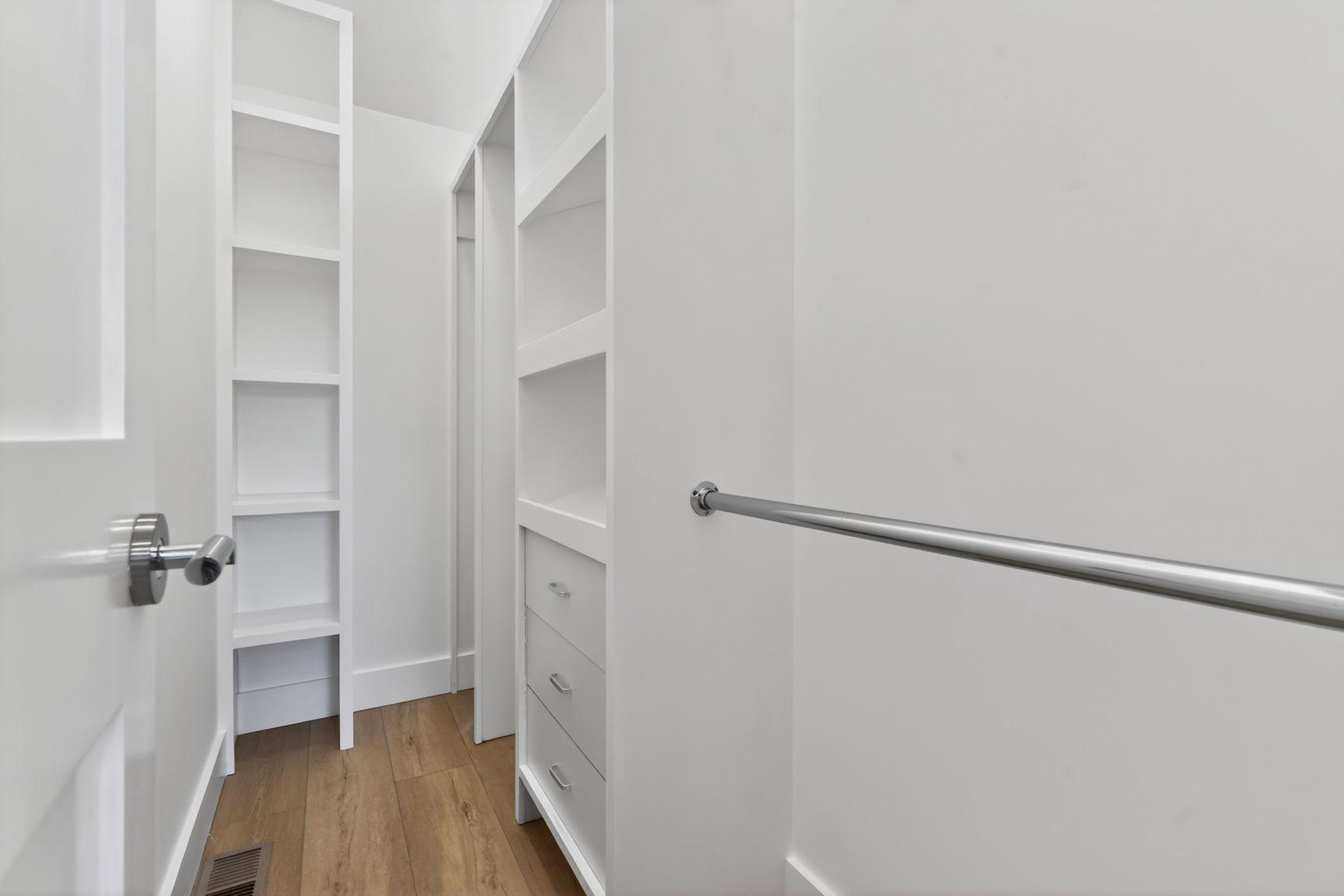  8214 Laurel Drive, Parkville, MD, 21234 - 物件實景