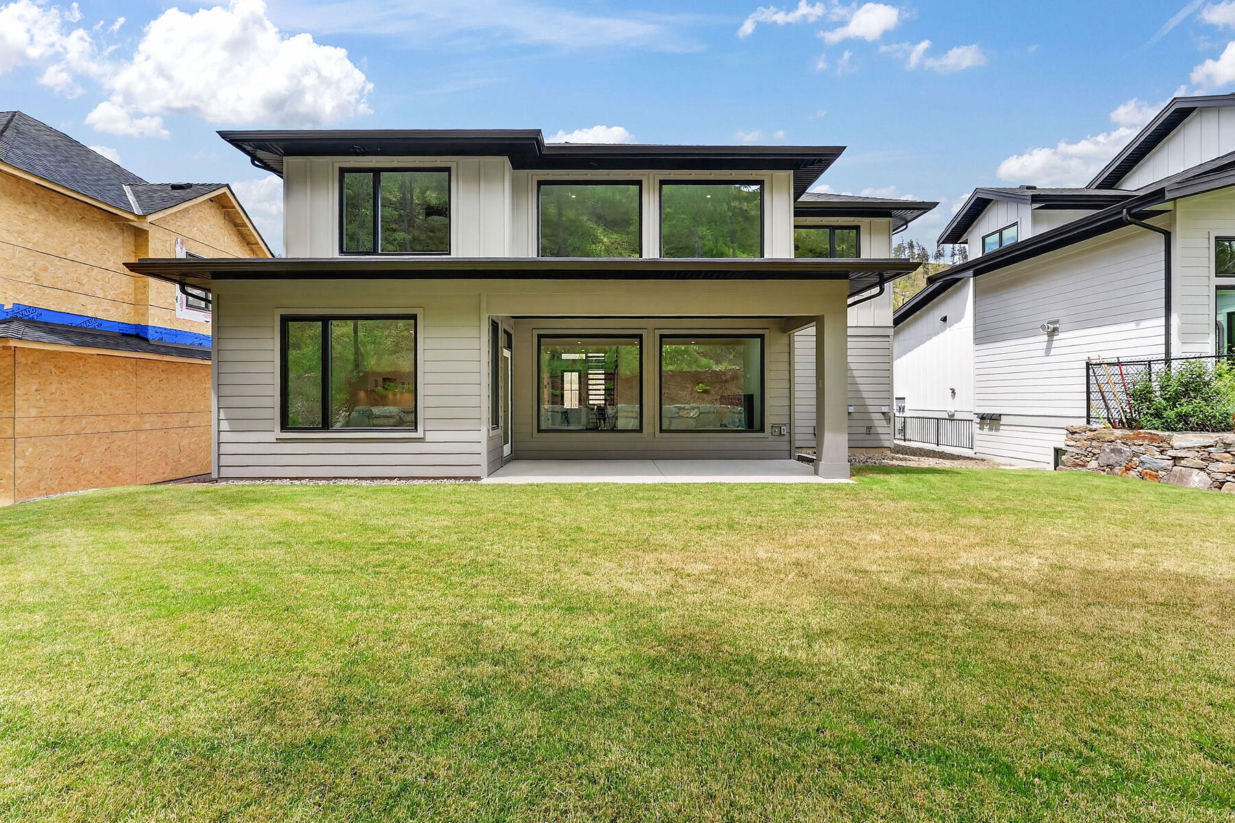  Stylish New Home - 物件實景