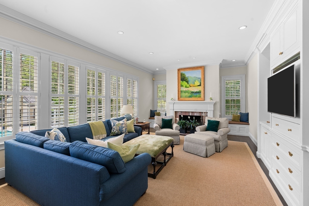 Westwood, Massachusetts, 02090, United States, 5 Bedrooms Bedrooms, ,7 BathroomsBathrooms,Residential,For Sale,1985455