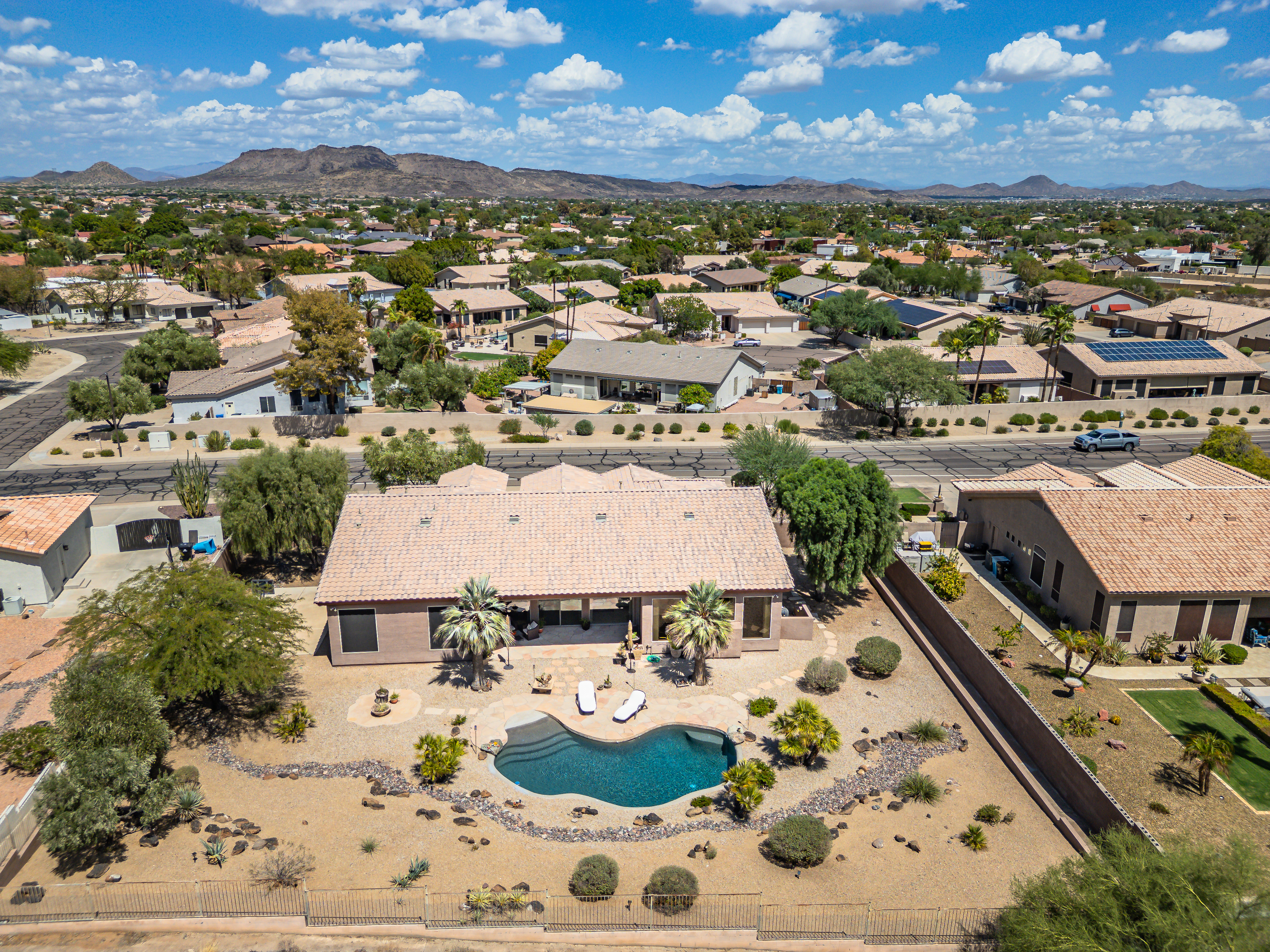  5565 W Pinnacle Hill Drive¦Glendale, AZ - 物件實景