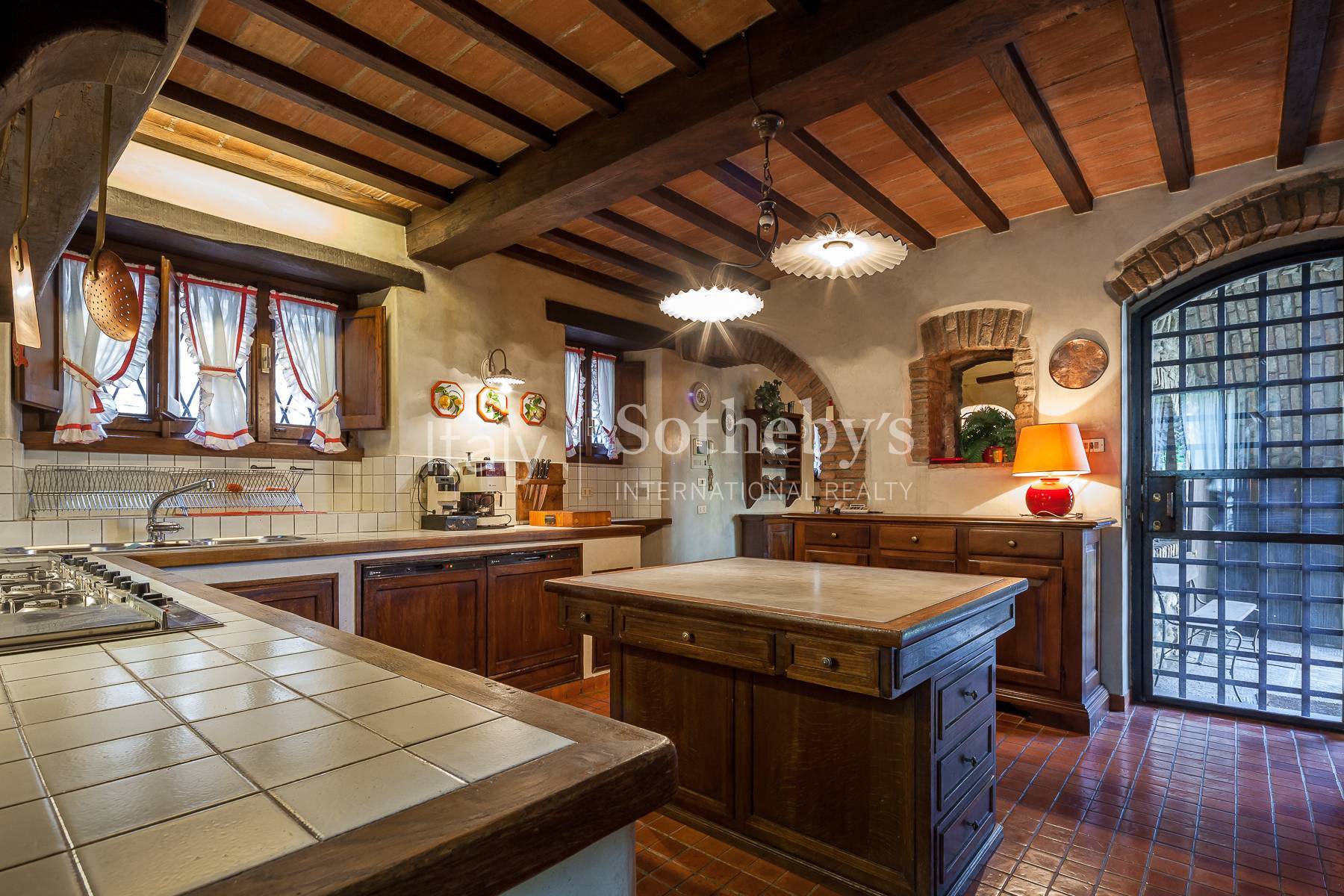  Period Castle with Medieval Tower between Milan and Bergamo - 物件實景