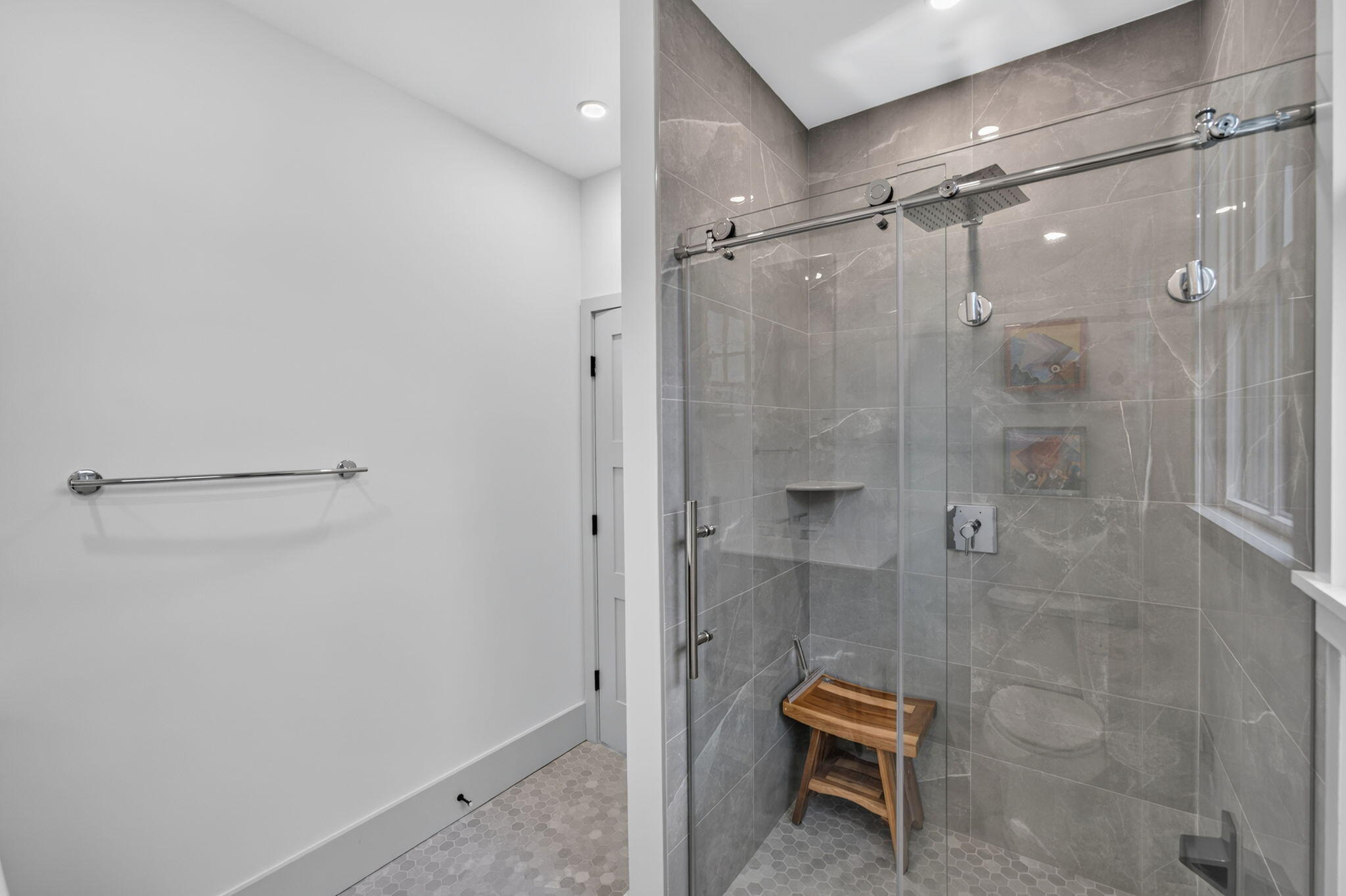  Arrive, Unpack & Enjoy—Turnkey Provincetown Living with a Private Patio & Pizza - 物件實景