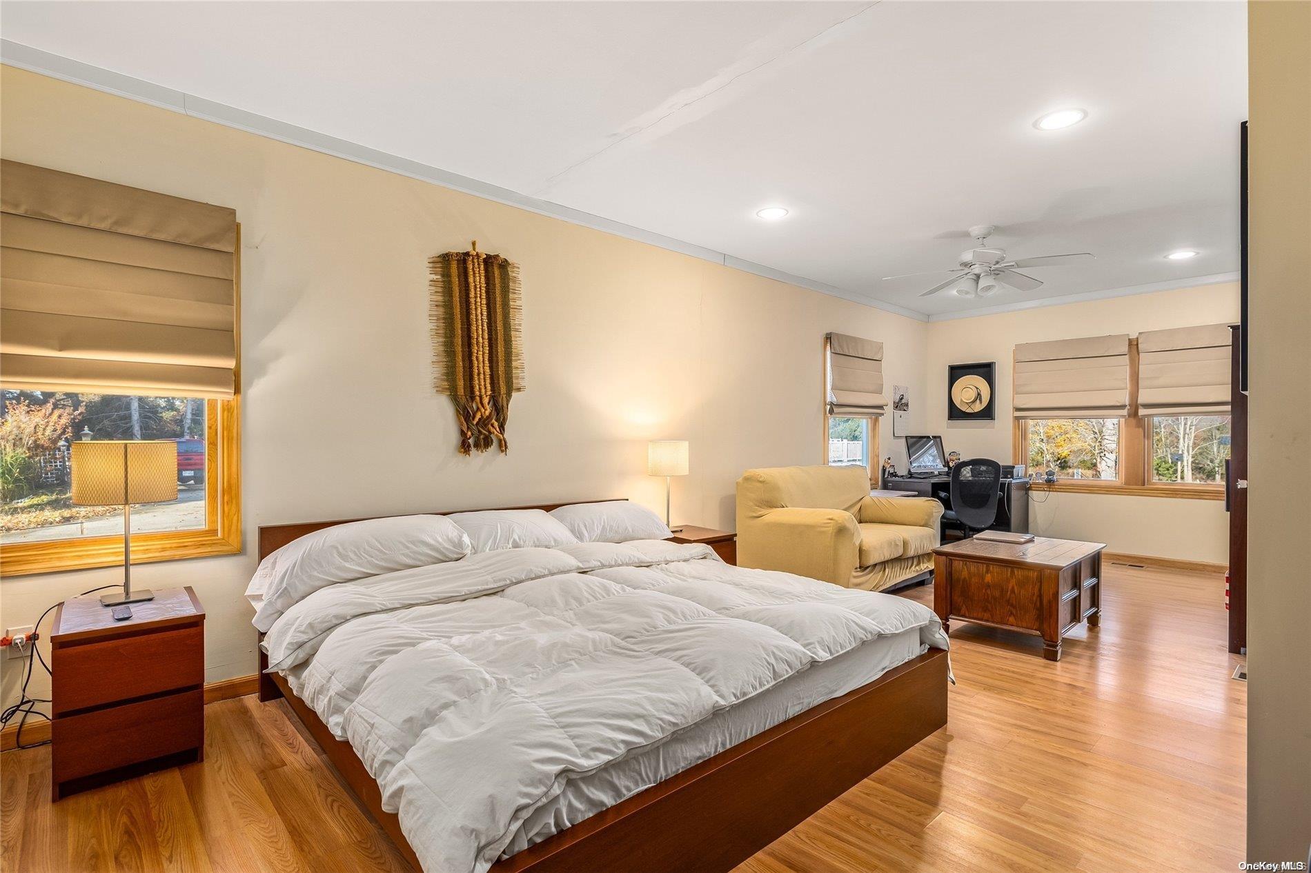 Laurel, New York, 11948, United States, 4 Bedrooms Bedrooms, ,3 BathroomsBathrooms,Residential,For Sale,1930238