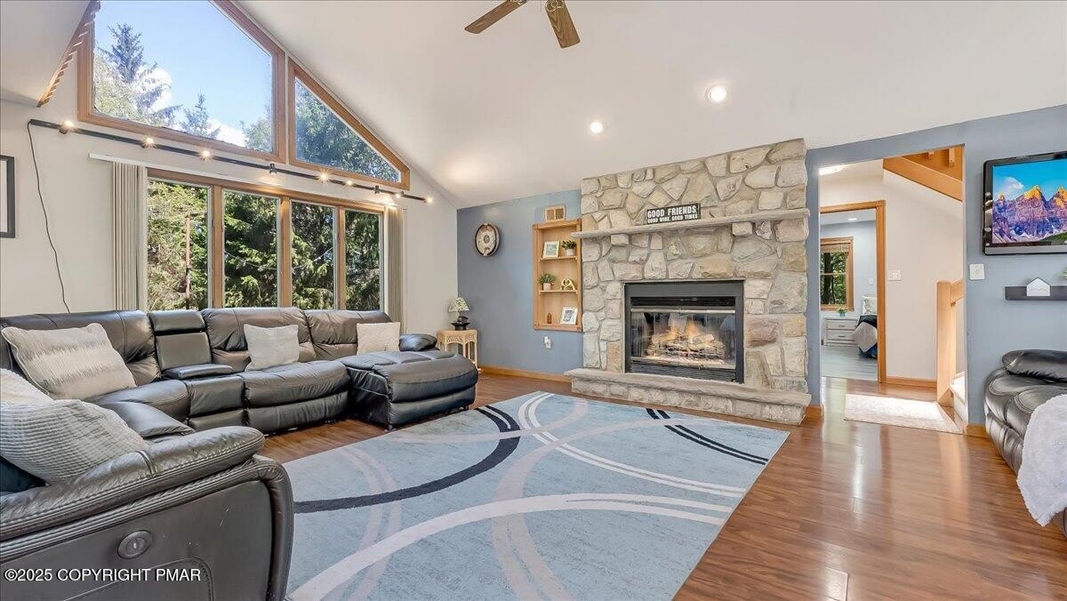 Lake Harmony, Pennsylvania, 18624, United States, 8 Bedrooms Bedrooms, ,4 BathroomsBathrooms,Residential,For Sale,1914089