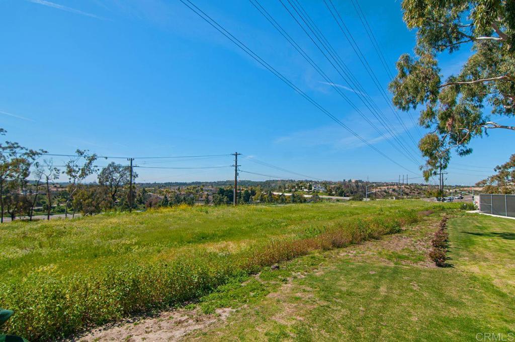 Vista, California, 92081, United States, 3 Bedrooms Bedrooms, ,3 BathroomsBathrooms,Residential,For Sale,1987768