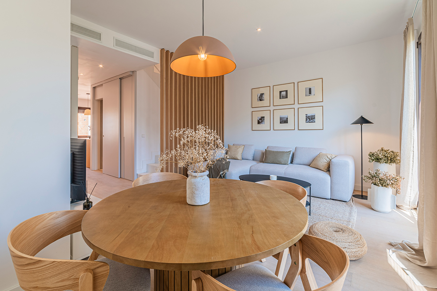  Newly constructed duplex penthouse near the beach - 物件實景