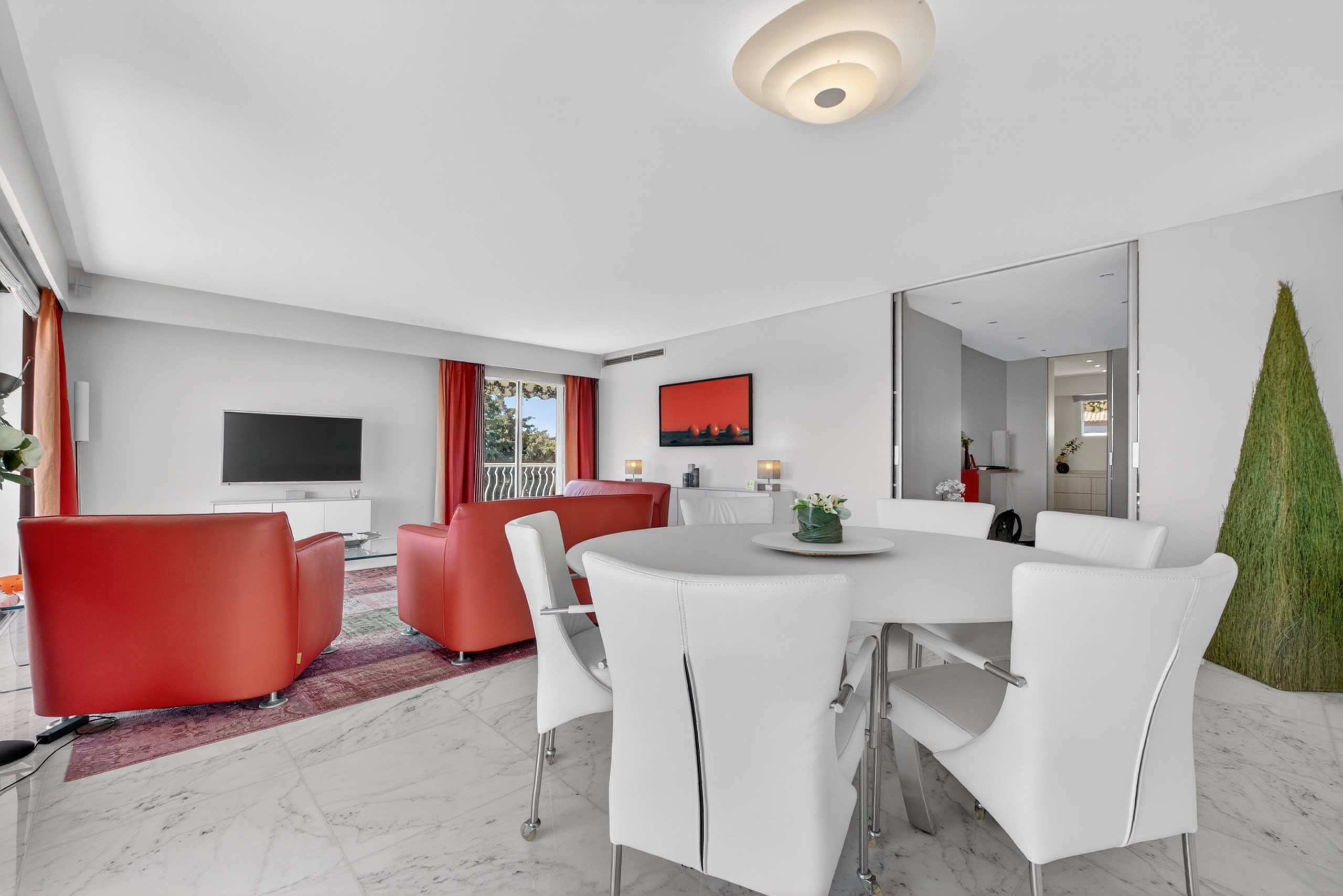  Top floor apartment with sea views and terraces in Cap d’Antibes - 物件實景
