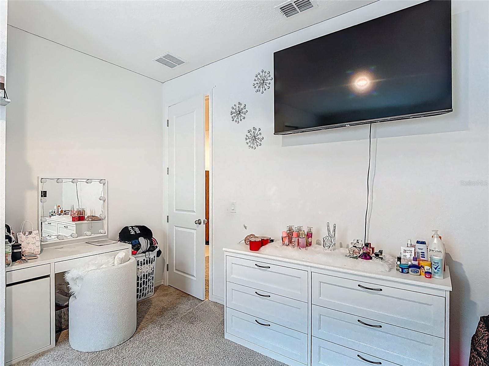 ST CLOUD, Florida, 34771, United States, 5 Bedrooms Bedrooms, ,4 BathroomsBathrooms,Residential,For Sale,1980959