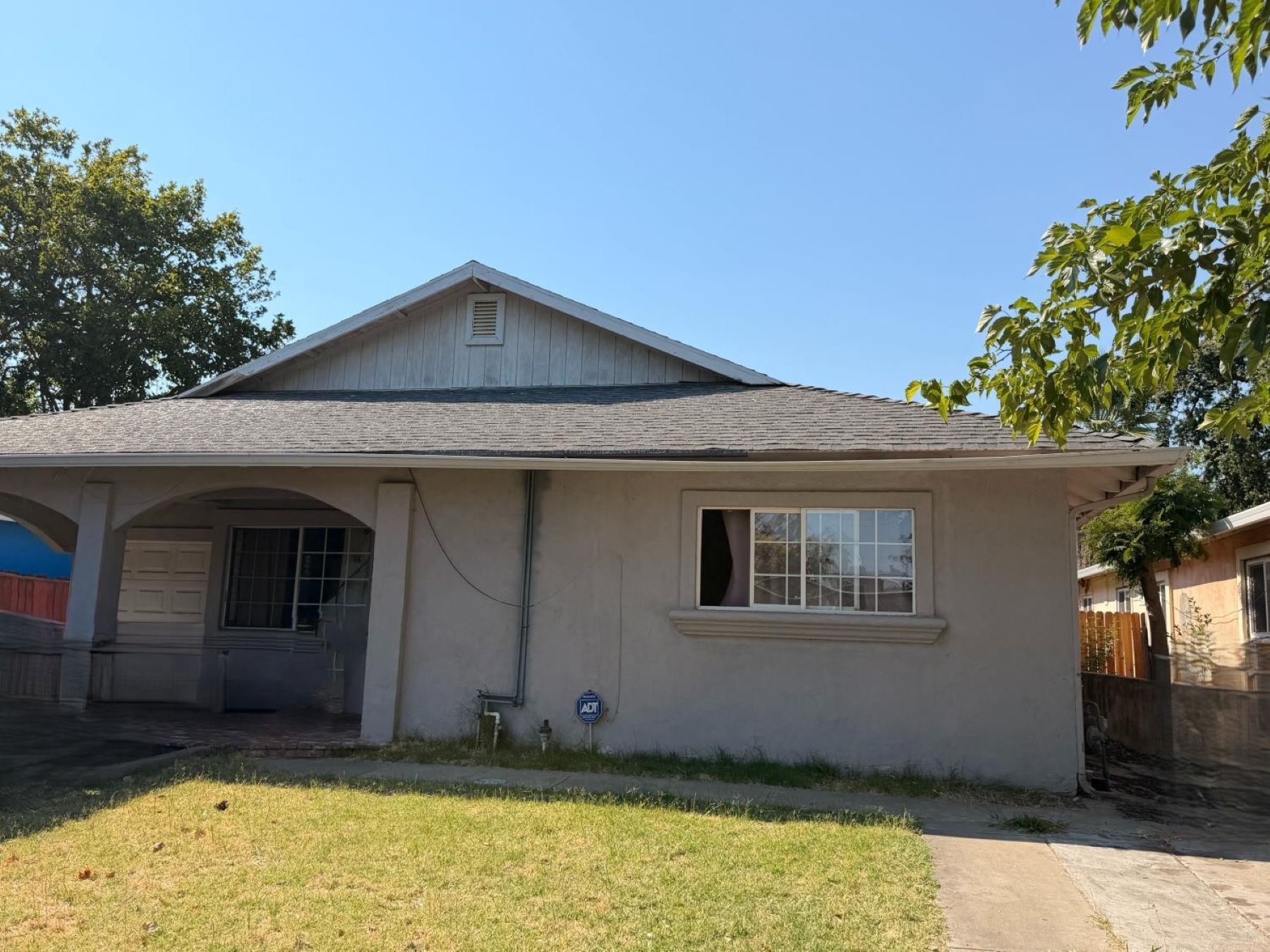  273 Christine Drive, Sacramento, CA 95815 - 物件實景