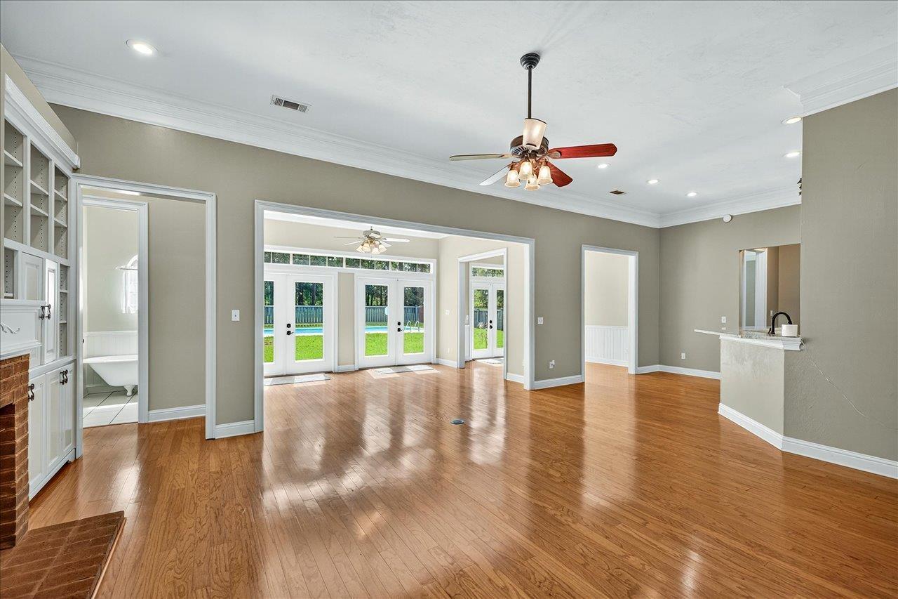 Tallahassee, Florida, 32309, United States, 4 Bedrooms Bedrooms, ,3 BathroomsBathrooms,Residential,For Sale,1805421