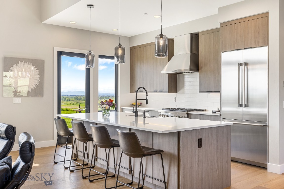 Bozeman, Montana, 59715, United States, 5 Bedrooms Bedrooms, ,5 BathroomsBathrooms,Residential,For Sale,1838122