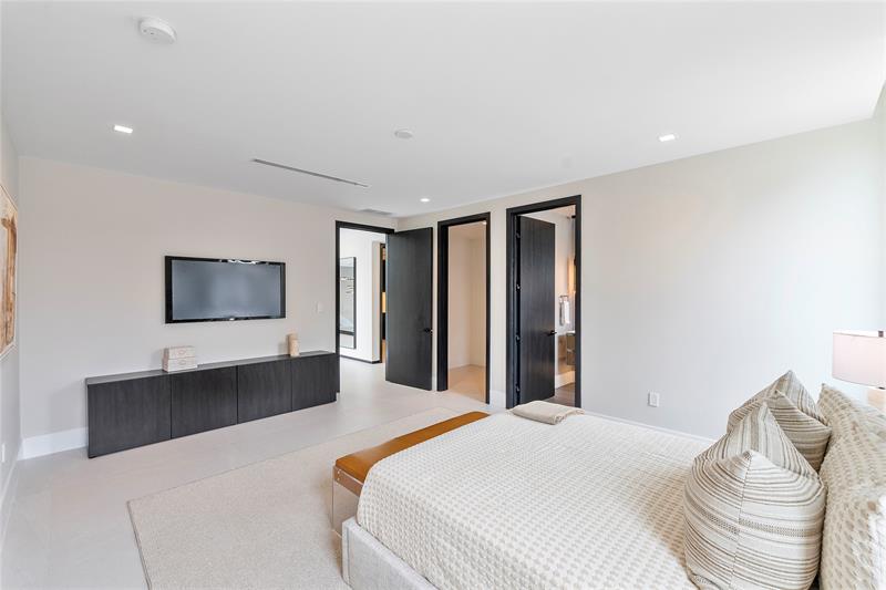 681 Golden Harbour Drive, Boca Raton, Florida, 33432, United States, 6 Bedrooms Bedrooms, ,7 BathroomsBathrooms,Residential,For Sale,681 Golden Harbour Drive,1680950