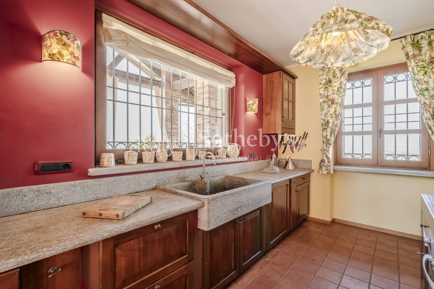  Elegant property with garden in the heart of the Roero - 物件實景