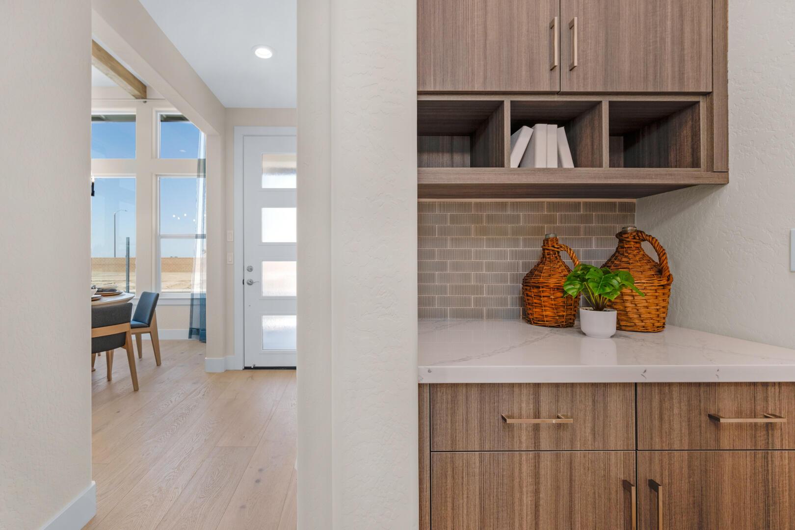 Tulare, California, 93274, United States, 4 Bedrooms Bedrooms, ,3 BathroomsBathrooms,Residential,For Sale,1975165