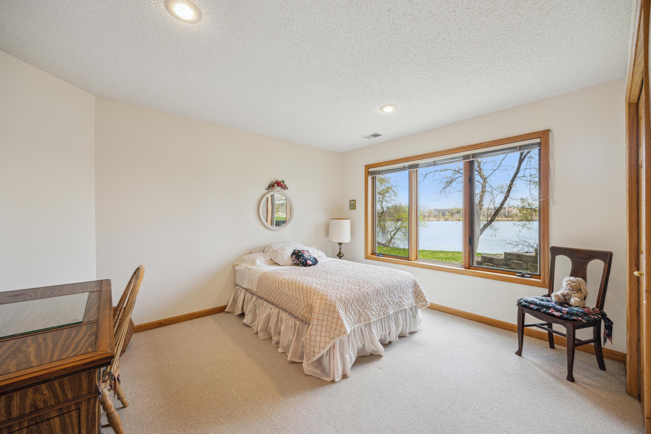 New Brighton, Minnesota, 55112, United States, 4 Bedrooms Bedrooms, ,4 BathroomsBathrooms,Residential,For Sale,1990901