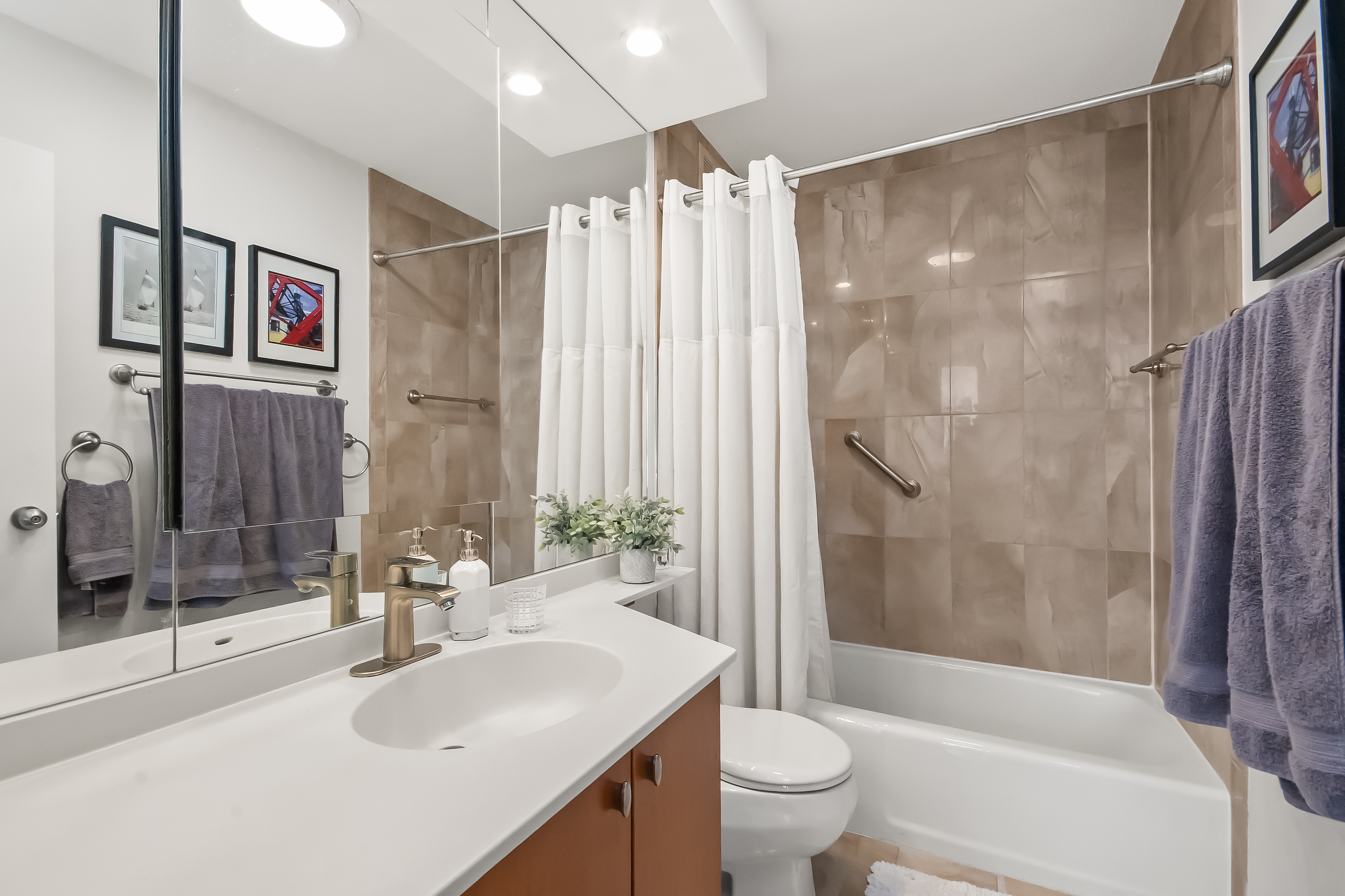  Exceptional Rresidence at 155 North Harbor Drive - 物件實景