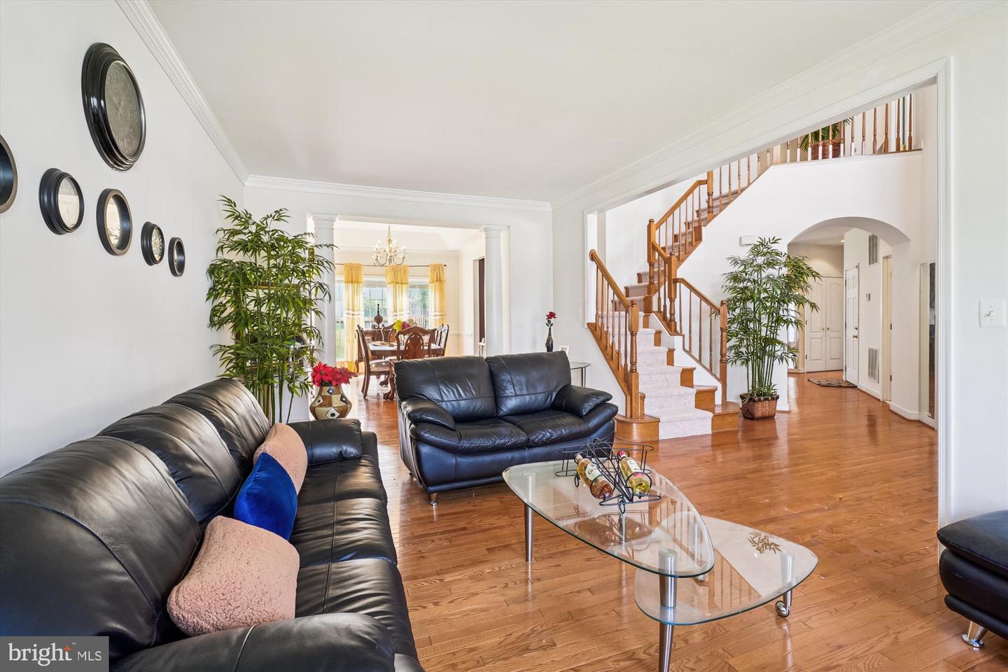 Woodbridge, Virginia, 22193, United States, 4 Bedrooms Bedrooms, ,5 BathroomsBathrooms,Residential,For Sale,1950998